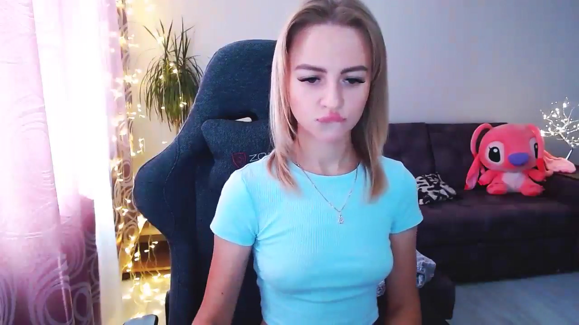 Gallery image thumbnail from BlackLovee's myfreecams stream on, 08/18/2024, 10:47 image 12 of 20