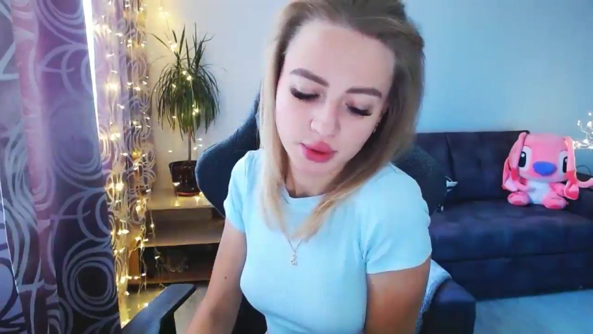 Gallery image thumbnail from BlackLovee's myfreecams stream on, 08/26/2024, 07:51 image 4 of 20
