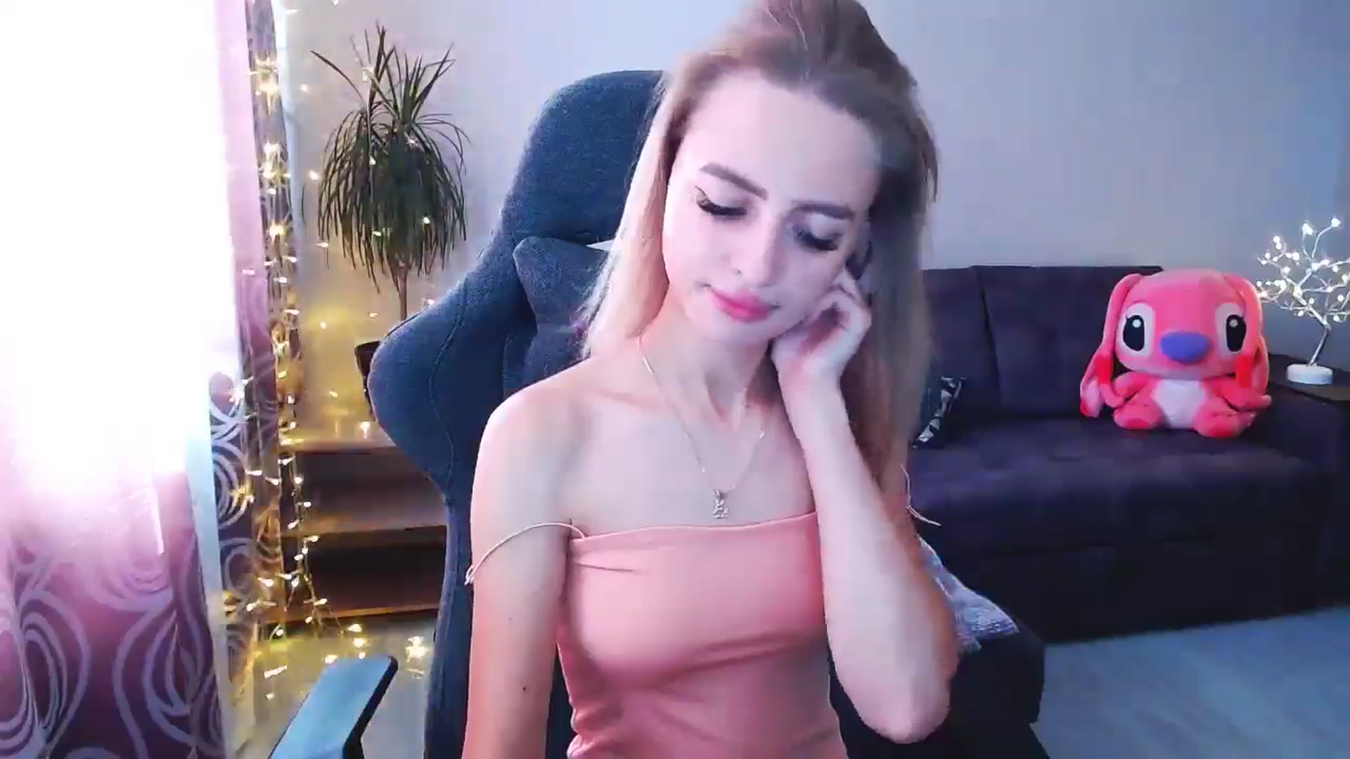 Gallery image thumbnail from BlackLovee's myfreecams stream on, 08/28/2024, 11:37 image 20 of 20