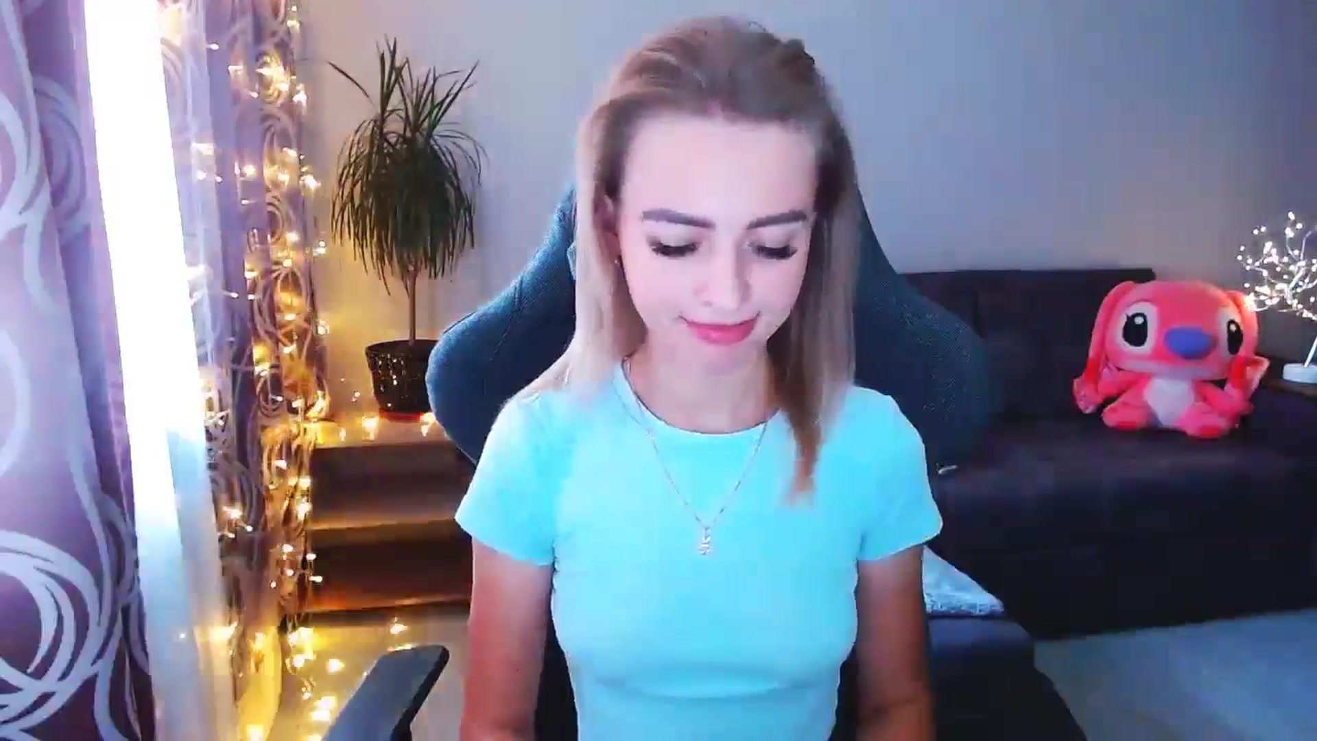 Gallery image thumbnail from BlackLovee's myfreecams stream on, 08/29/2024, 15:00 image 9 of 20