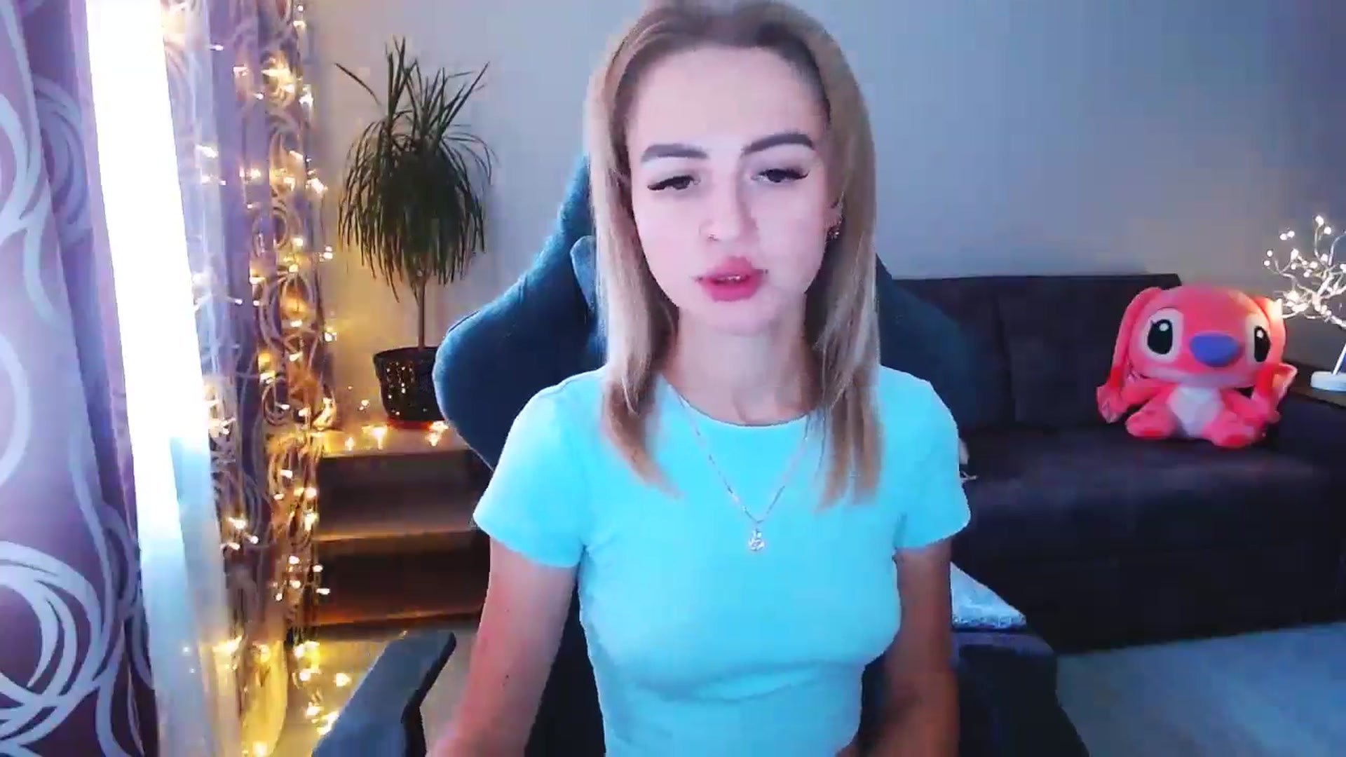 Gallery image thumbnail from BlackLovee's myfreecams stream on, 08/29/2024, 15:00 image 3 of 20