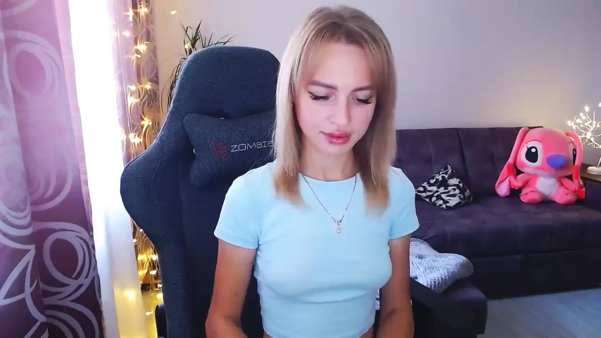 Gallery image thumbnail from BlackLovee's myfreecams stream on, 09/08/2024, 13:33 image 10 of 20