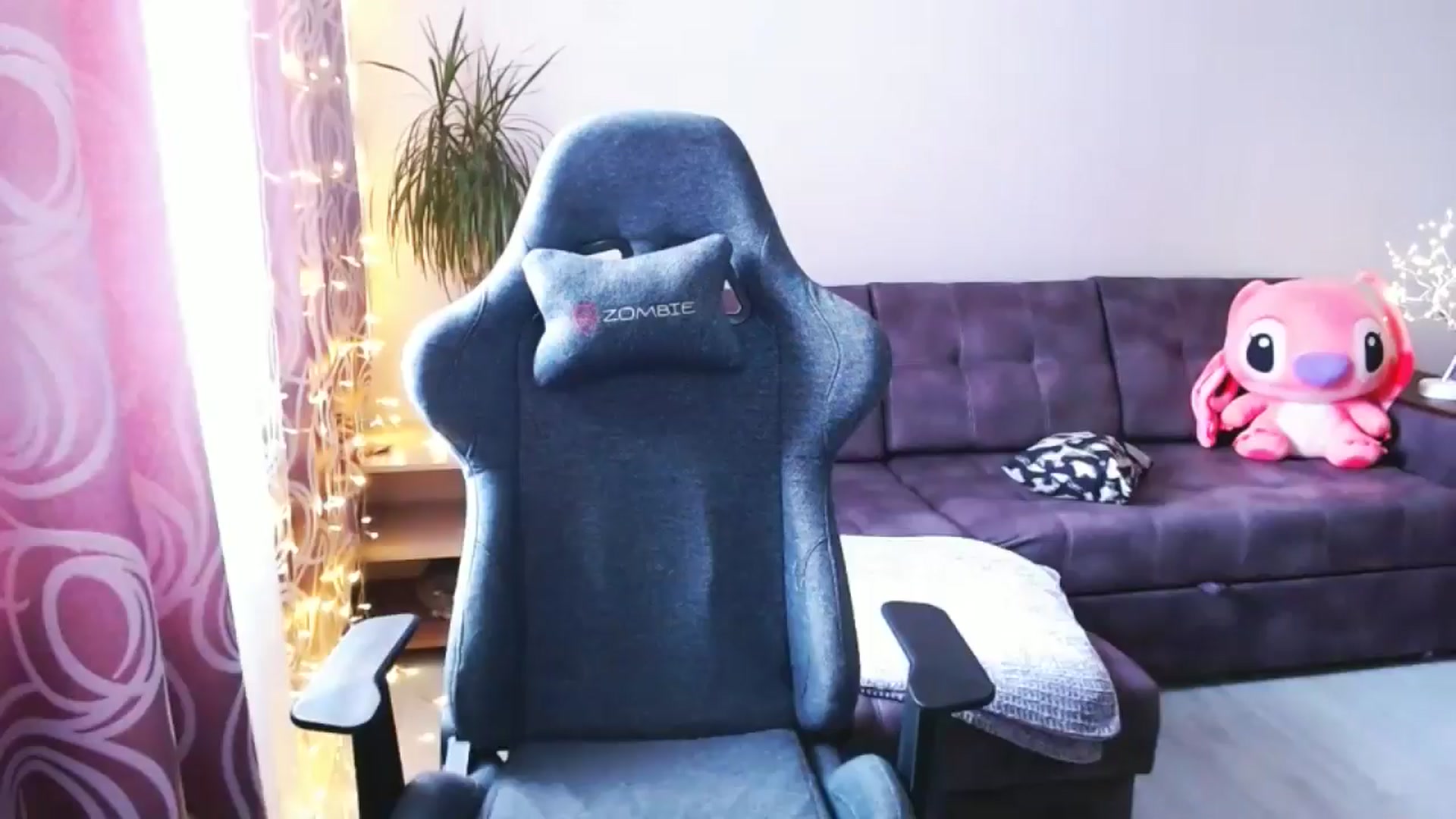 Gallery image thumbnail from BlackLovee's myfreecams stream on, 09/09/2024, 10:06 image 1 of 20