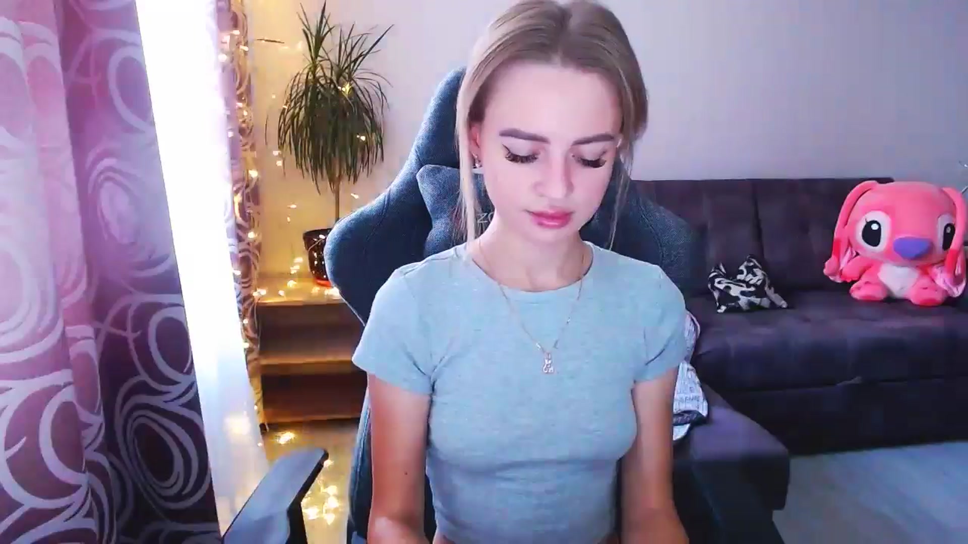 Gallery image thumbnail from BlackLovee's myfreecams stream on, 09/11/2024, 14:54 image 6 of 20