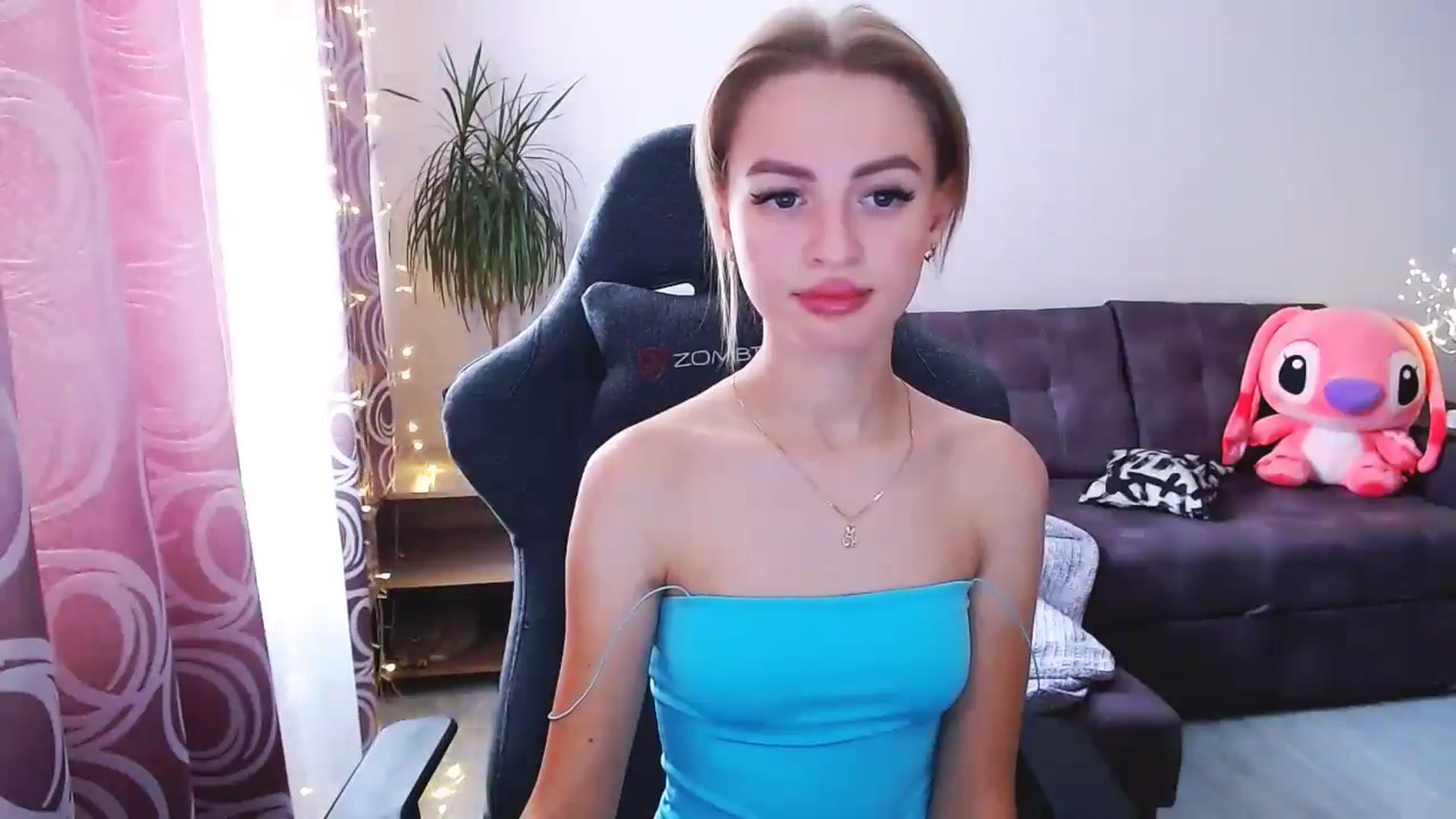 Gallery image thumbnail from BlackLovee's myfreecams stream on, 09/12/2024, 09:38 image 2 of 20
