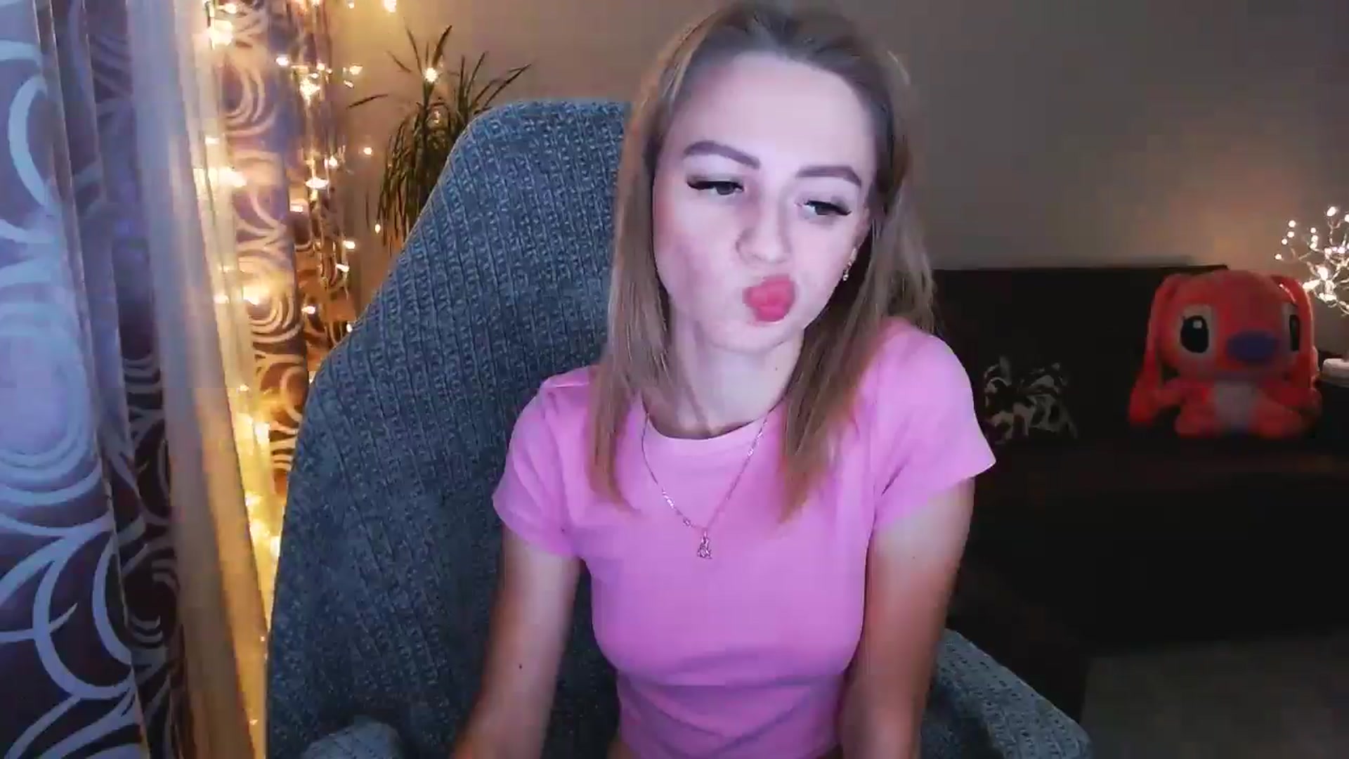 Gallery image thumbnail from BlackLovee's myfreecams stream on, 09/15/2024, 15:42 image 15 of 20