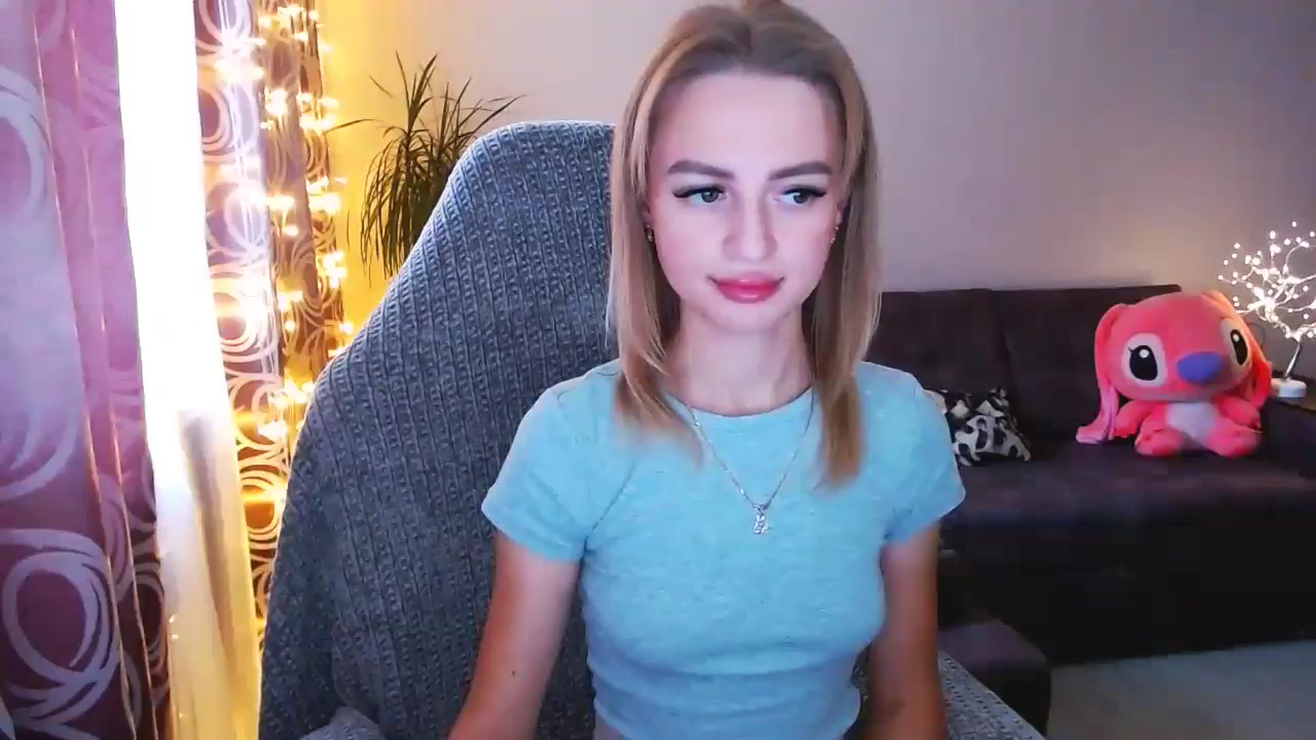 Gallery image thumbnail from BlackLovee's myfreecams stream on, 09/16/2024, 14:40 image 17 of 20