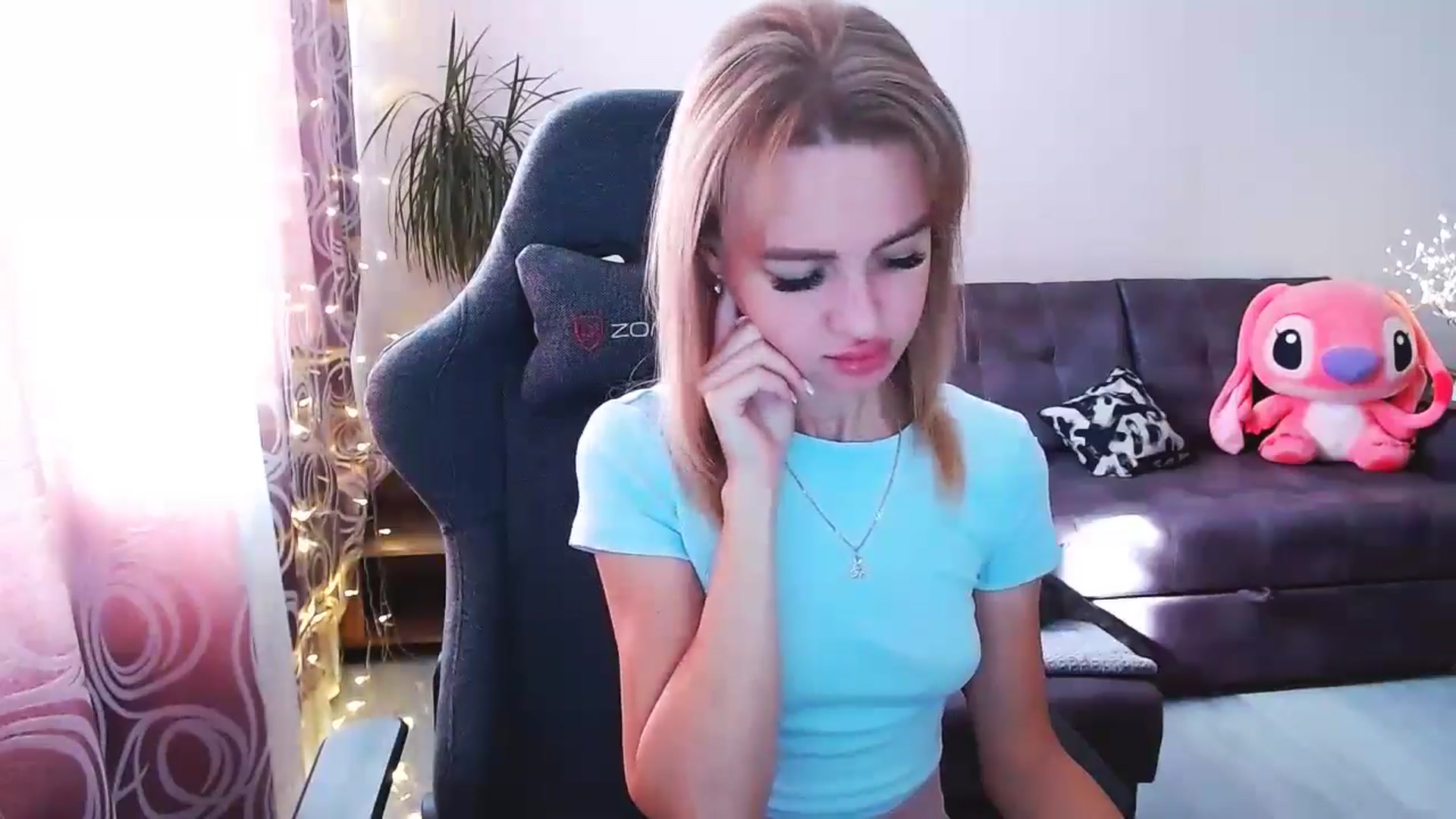 Gallery image thumbnail from BlackLovee's myfreecams stream on, 09/26/2024, 10:47 image 7 of 20