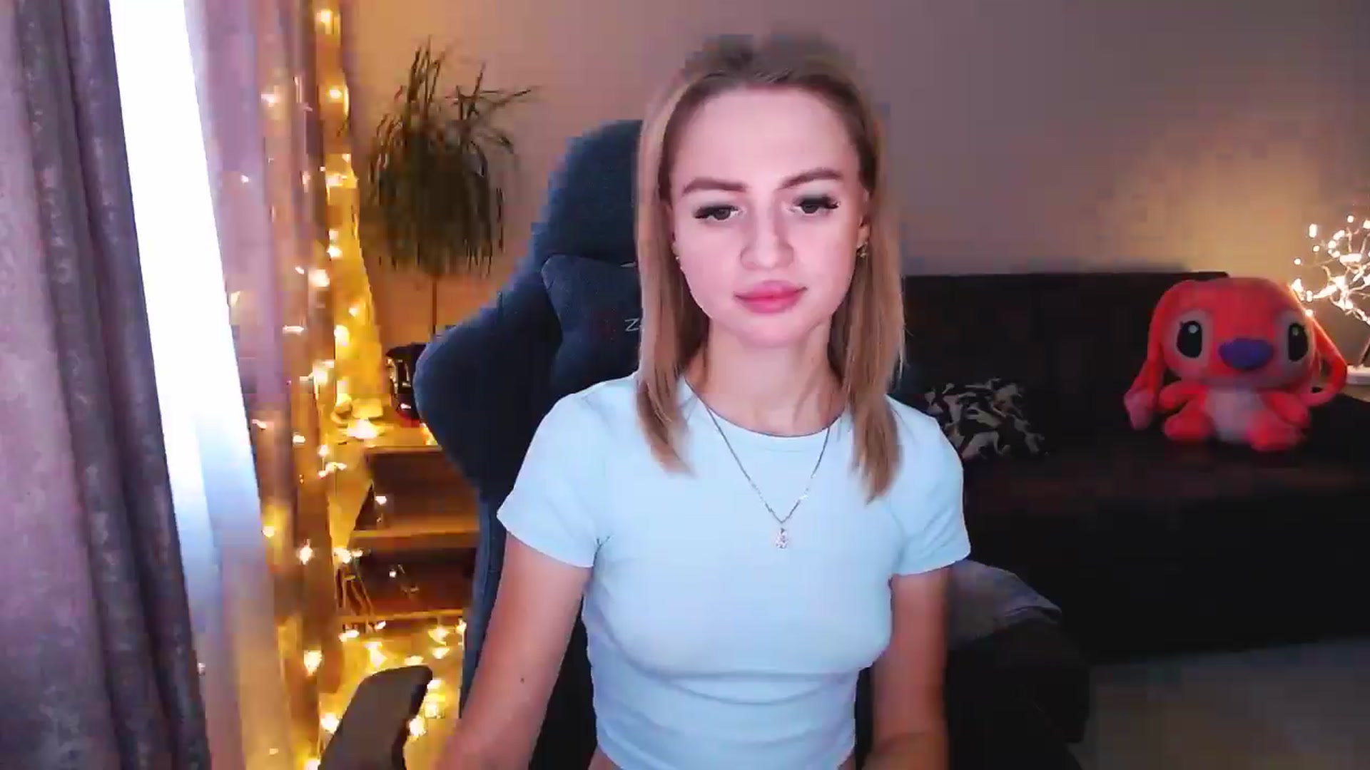 Gallery image thumbnail from BlackLovee's myfreecams stream on, 10/16/2024, 12:29 image 17 of 20