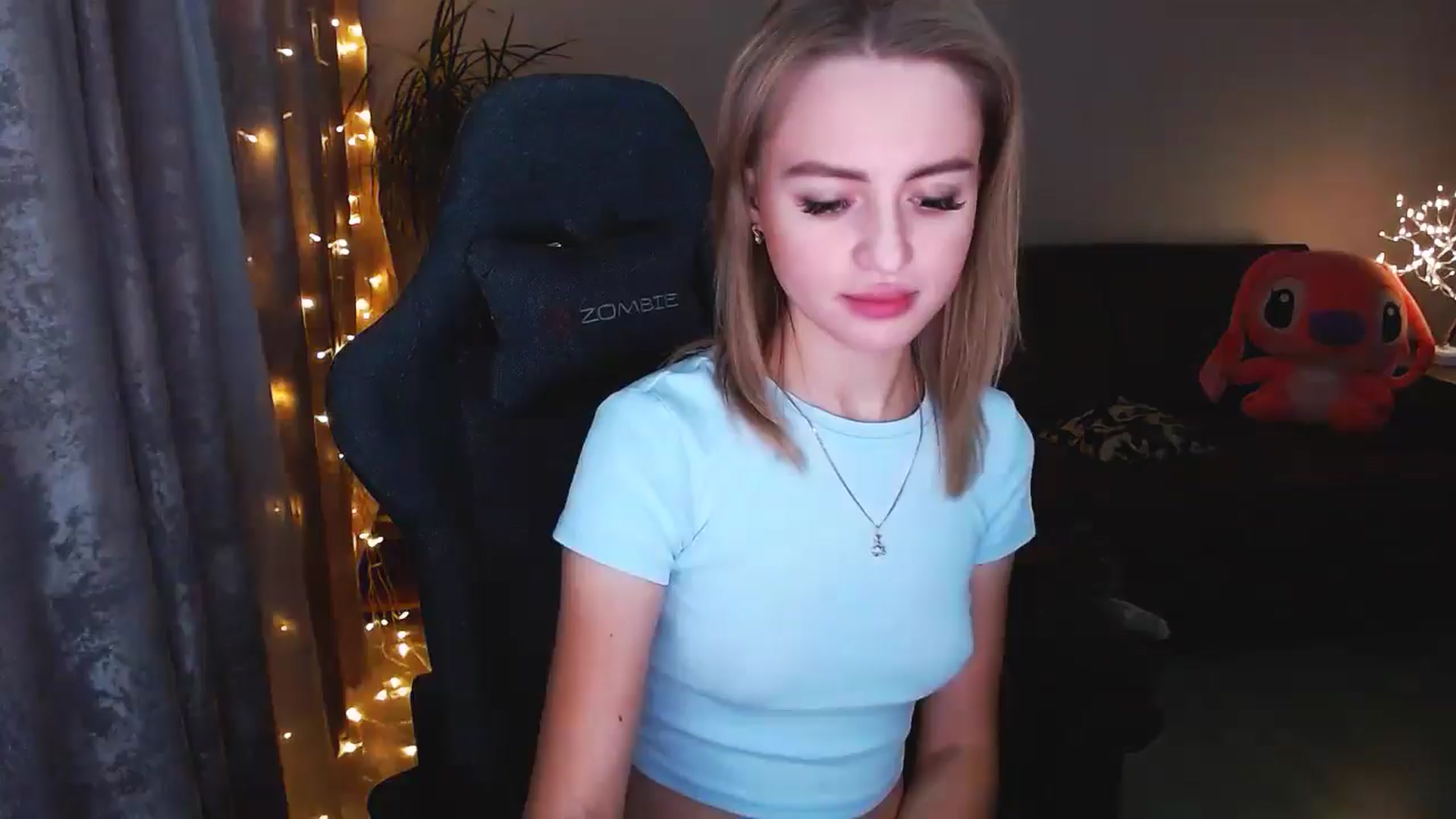 Gallery image thumbnail from BlackLovee's myfreecams stream on, 10/16/2024, 14:23 image 16 of 20