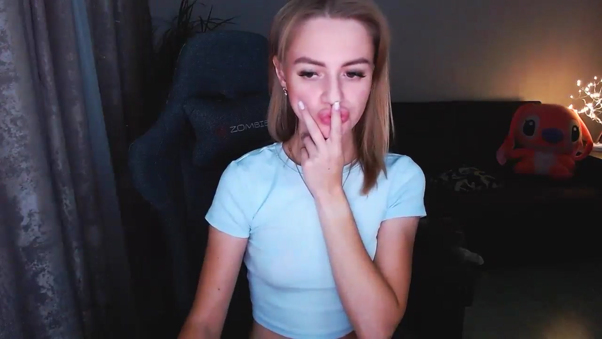 Gallery image thumbnail from BlackLovee's myfreecams stream on, 10/16/2024, 14:23 image 17 of 20