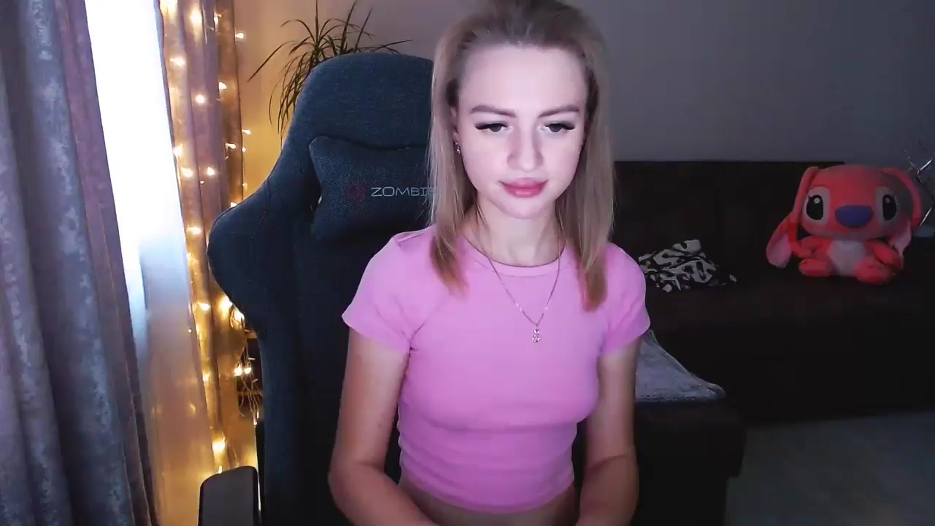 Gallery image thumbnail from BlackLovee's myfreecams stream on, 11/13/2024, 12:45 image 14 of 20