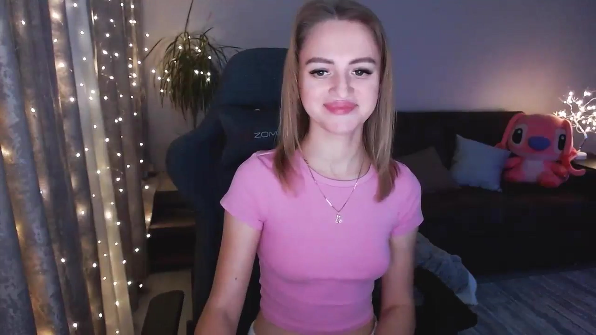 Gallery image thumbnail from BlackLovee's myfreecams stream on, 12/19/2024, 13:42 image 12 of 20