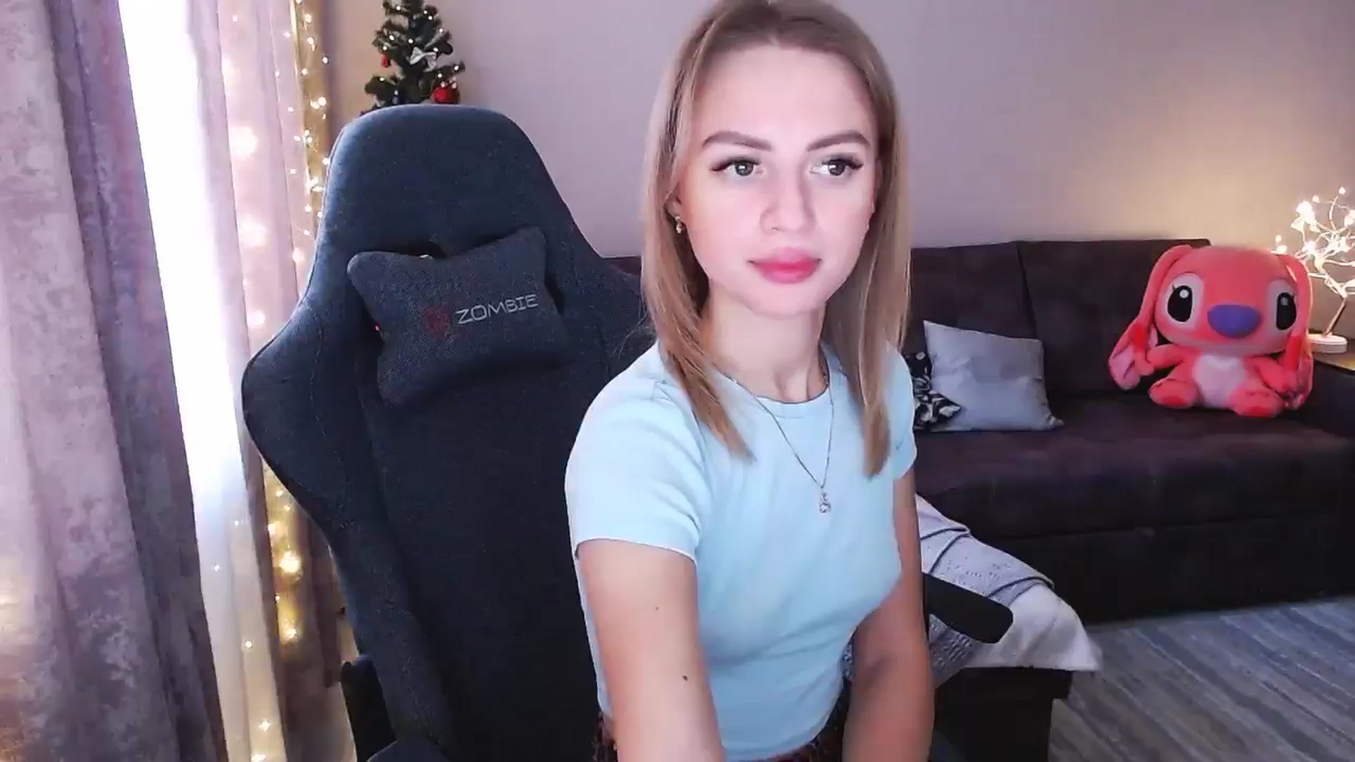 Gallery image thumbnail from BlackLovee's myfreecams stream on, 12/23/2024, 11:01 image 8 of 20