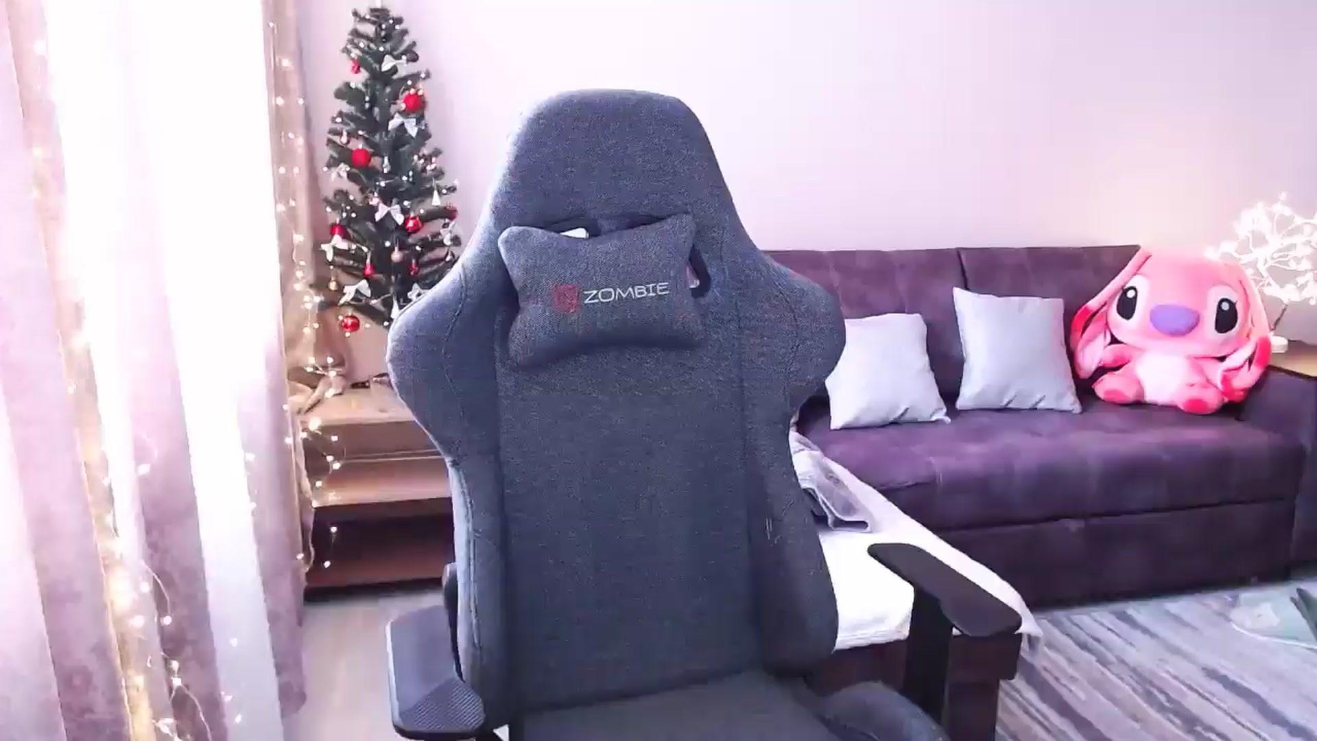 Gallery image thumbnail from BlackLovee's myfreecams stream on, 12/26/2024, 09:56 image 5 of 20