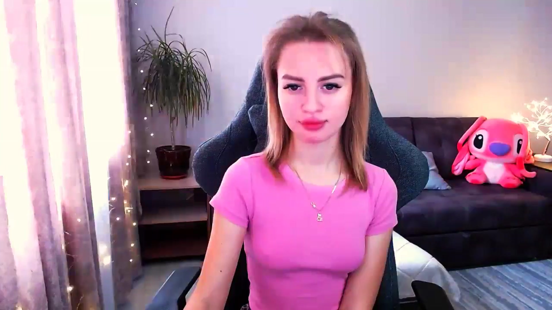 Gallery image thumbnail from BlackLovee's myfreecams stream on, 01/15/2025, 10:44 image 2 of 20