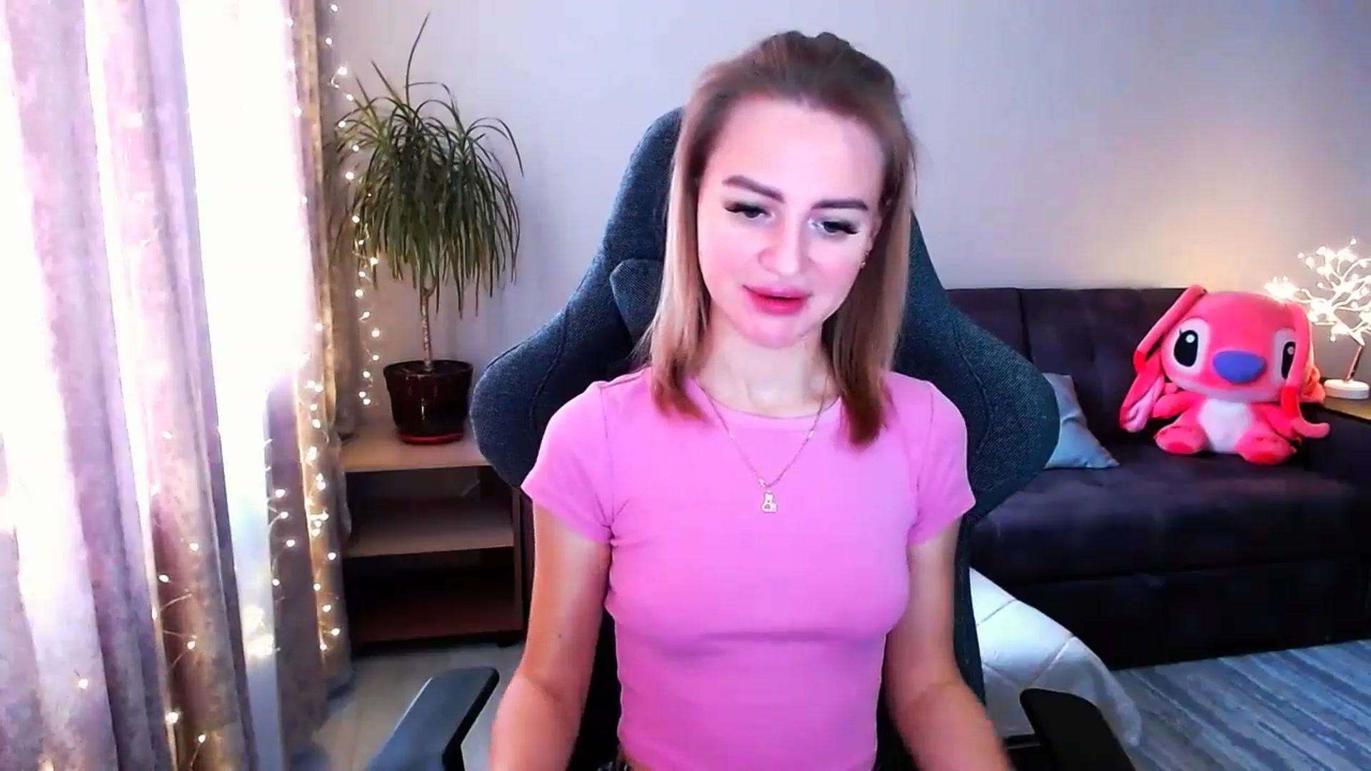 Gallery image thumbnail from BlackLovee's myfreecams stream on, 01/15/2025, 10:44 image 4 of 20