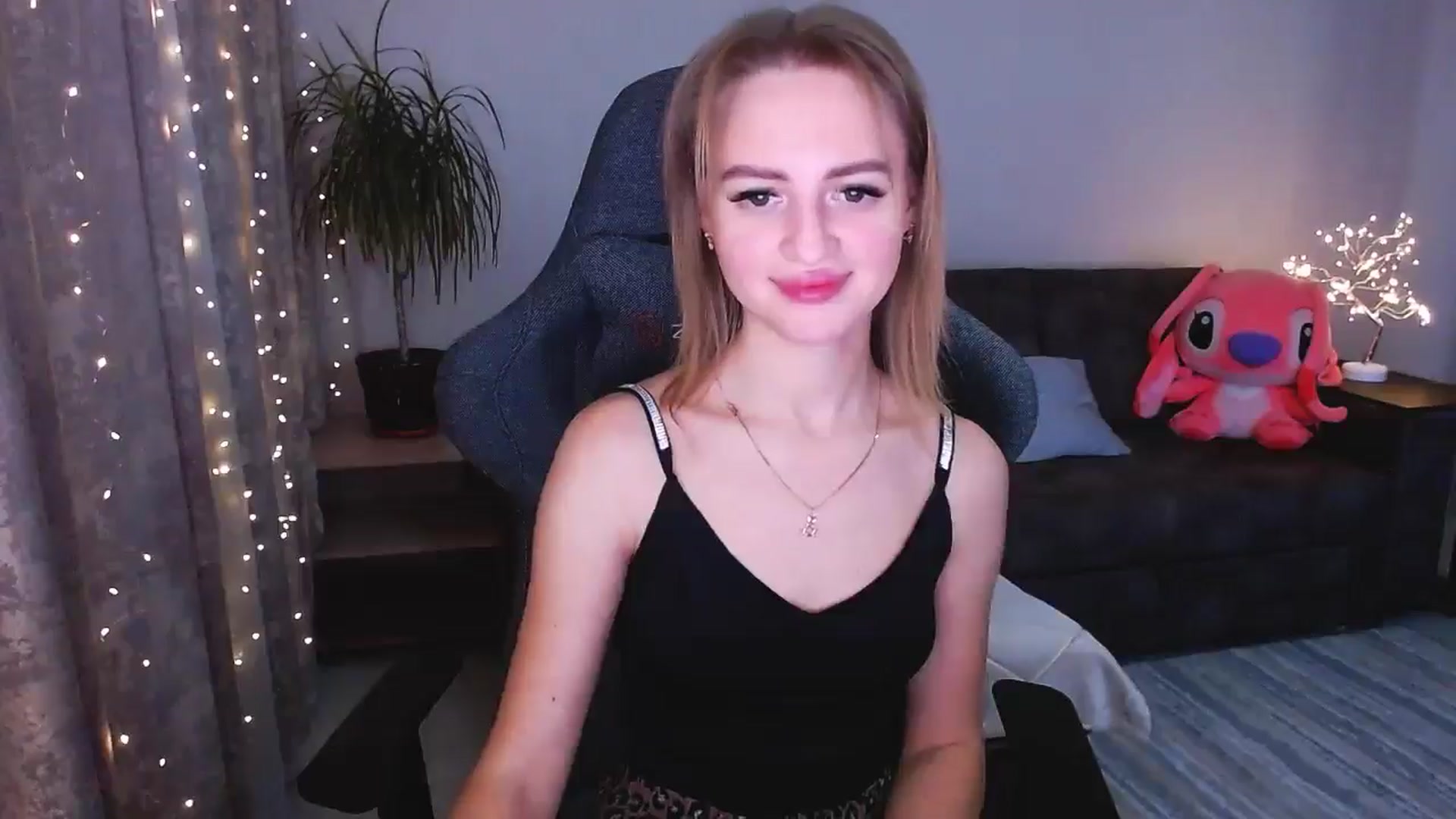 Gallery image thumbnail from BlackLovee's myfreecams stream on, 01/15/2025, 15:16 image 7 of 20