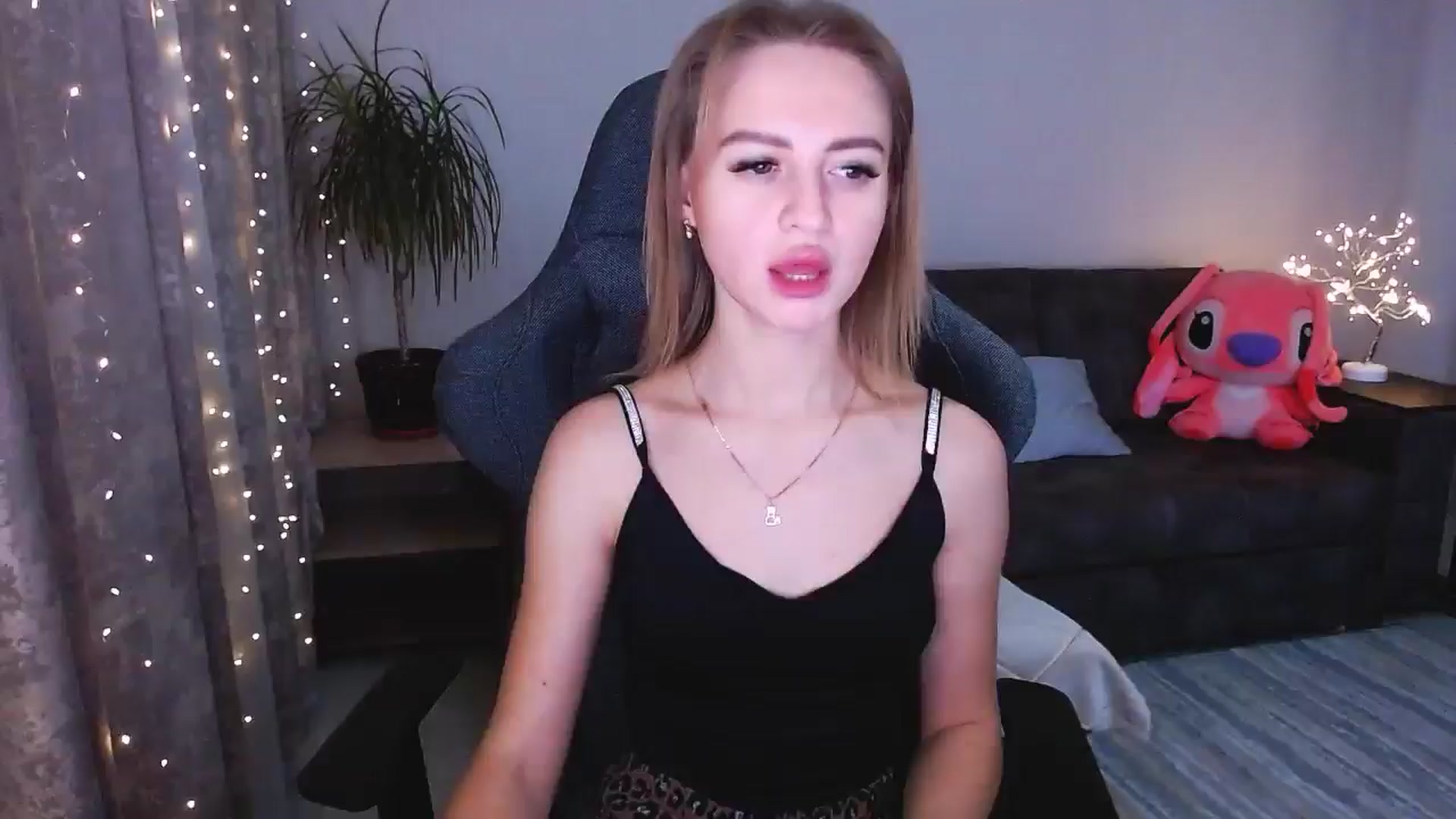 Gallery image thumbnail from BlackLovee's myfreecams stream on, 01/15/2025, 15:16 image 1 of 20