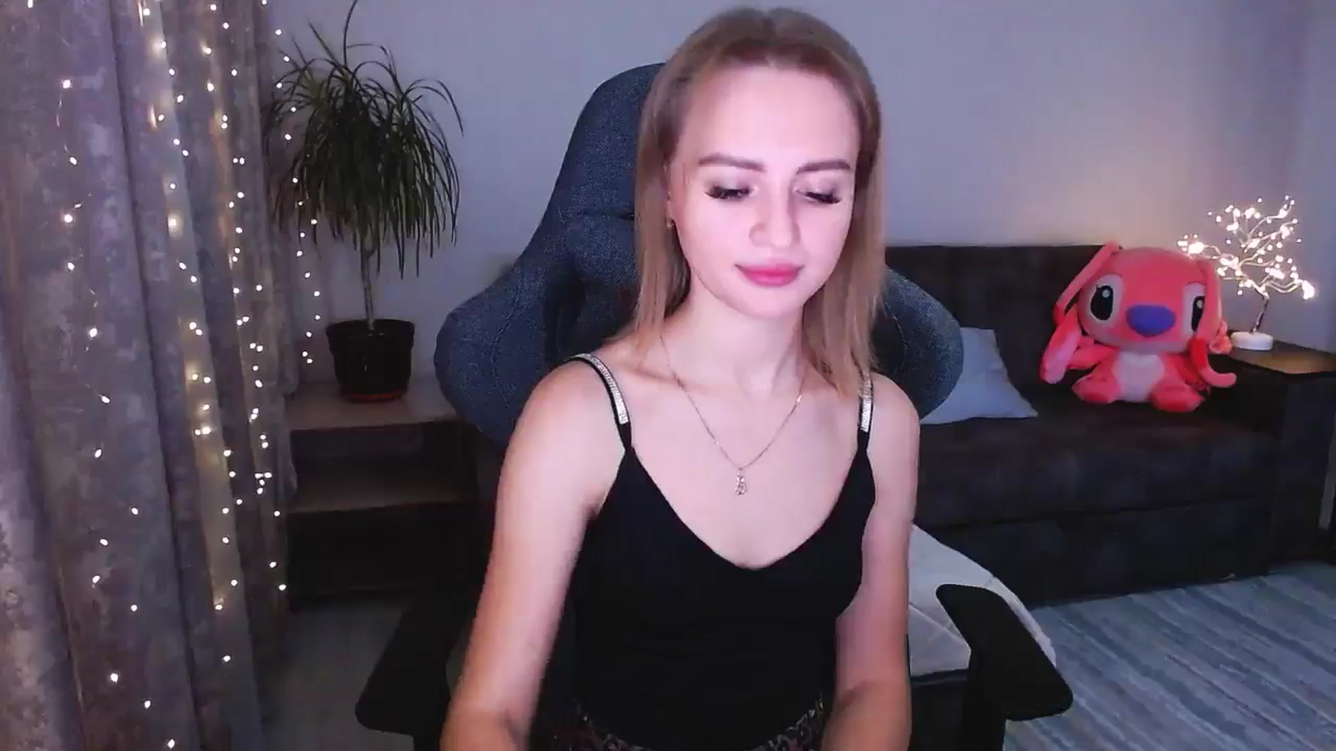 Gallery image thumbnail from BlackLovee's myfreecams stream on, 01/15/2025, 15:16 image 13 of 20
