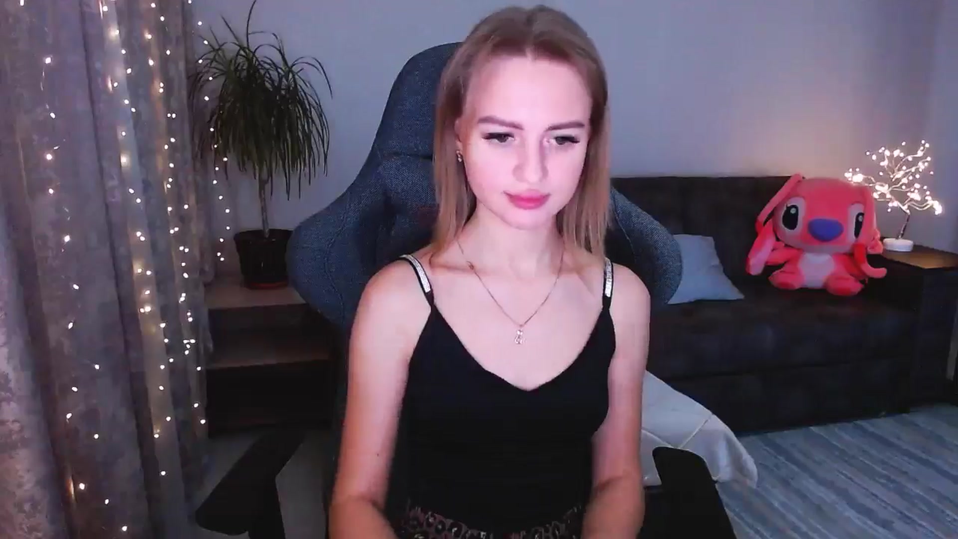 Gallery image thumbnail from BlackLovee's myfreecams stream on, 01/15/2025, 15:16 image 3 of 20