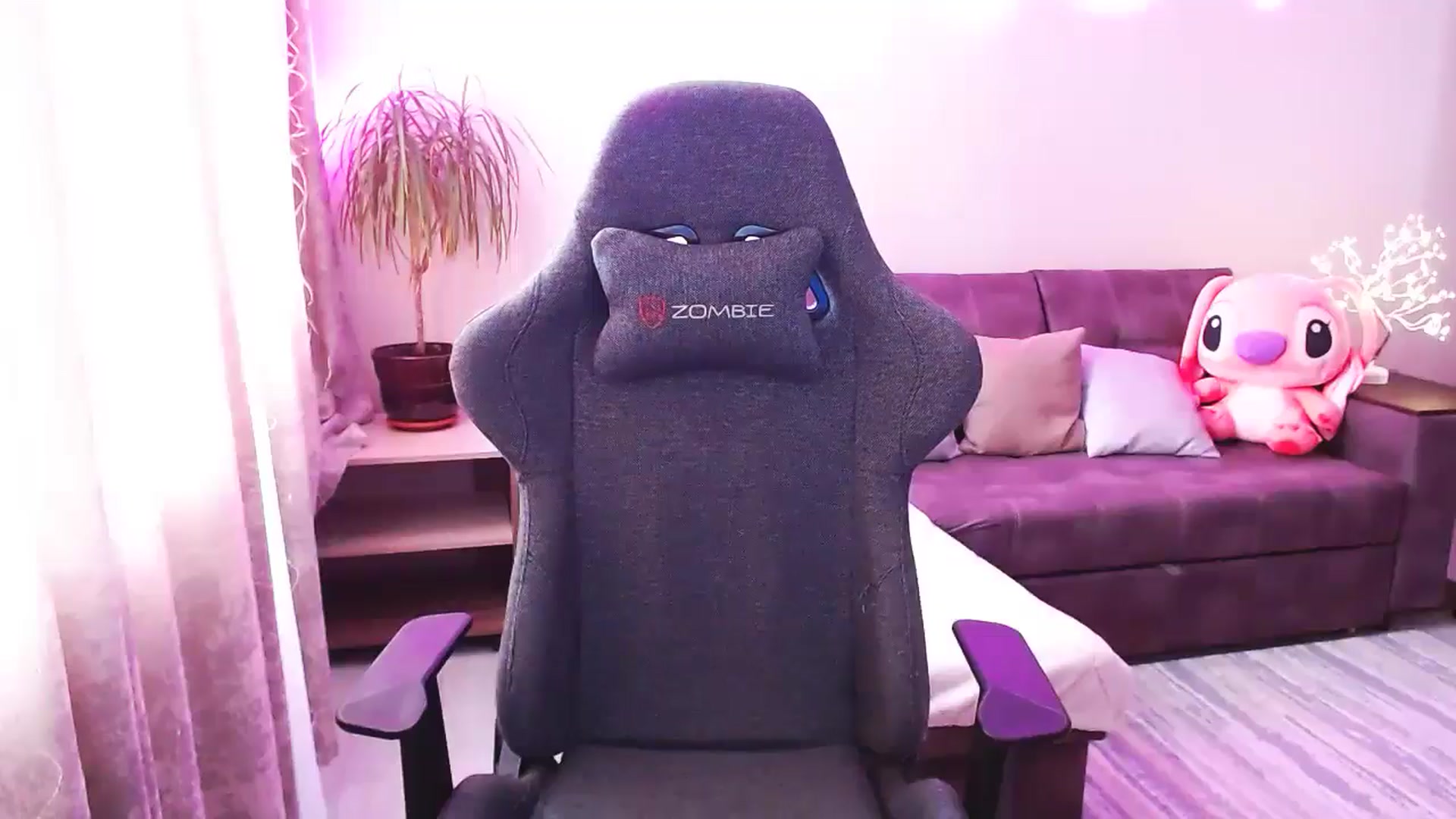 Gallery image thumbnail from BlackLovee's myfreecams stream on, 02/21/2025, 09:42 image 10 of 20