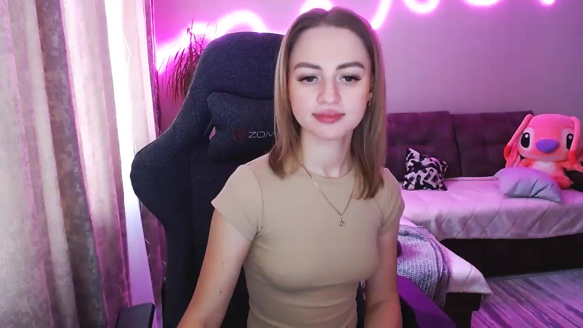Gallery image thumbnail from BlackLovee's myfreecams stream on, 03/17/2025, 12:30 image 2 of 20
