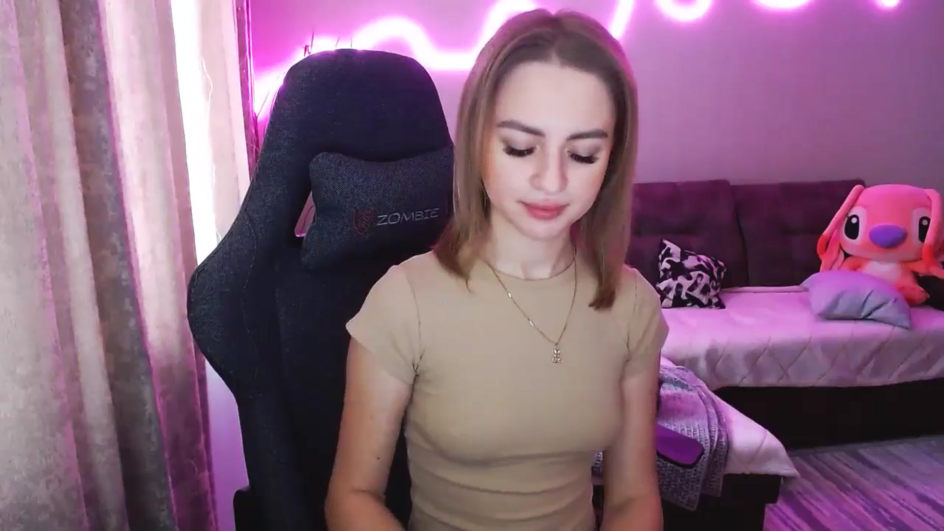 Gallery image thumbnail from BlackLovee's myfreecams stream on, 03/17/2025, 12:30 image 7 of 20