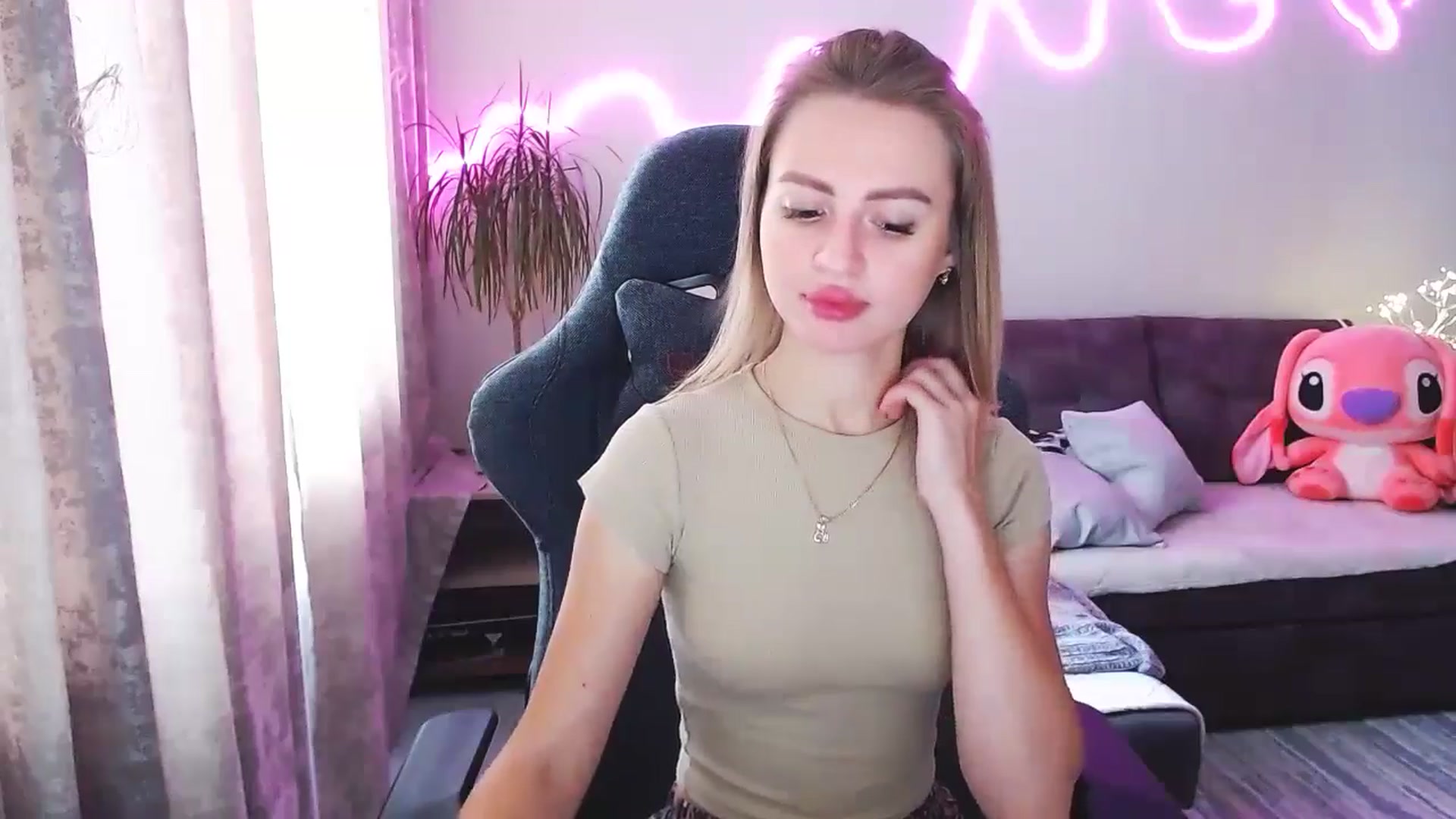 Gallery image thumbnail from BlackLovee's myfreecams stream on, 07/14/2025, 08:14 image 8 of 20