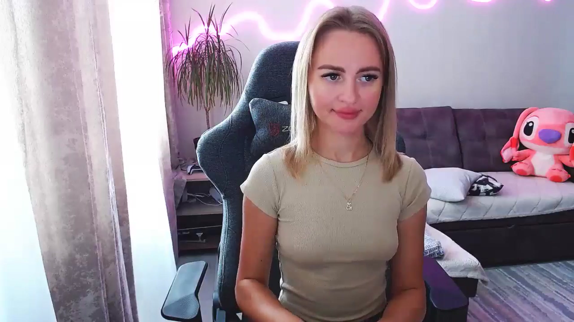 Gallery image thumbnail from BlackLovee's myfreecams stream on, 08/19/2025, 08:48 image 20 of 20