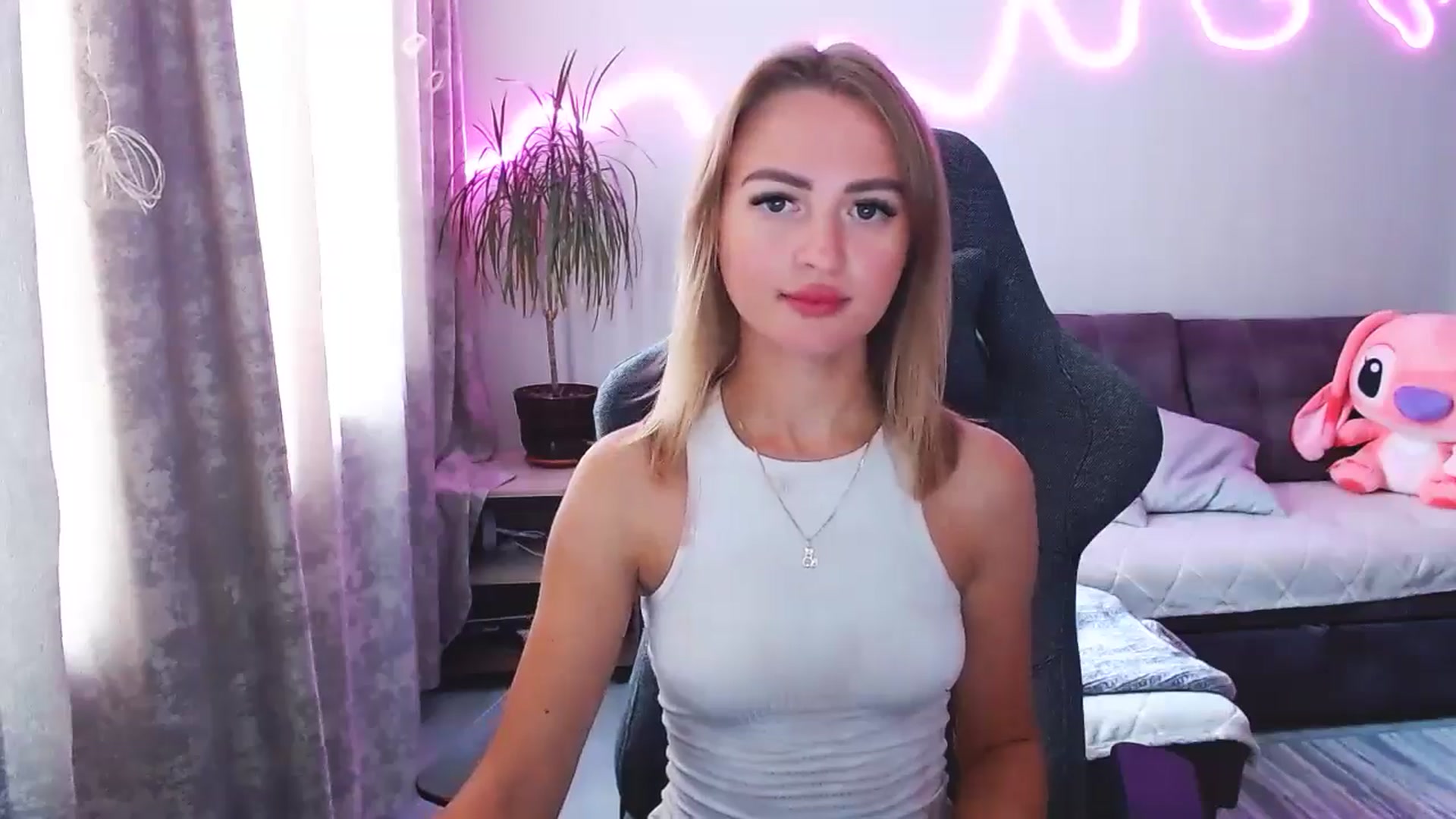 Gallery image thumbnail from BlackLovee's myfreecams stream on, 08/24/2025, 08:16 image 3 of 20
