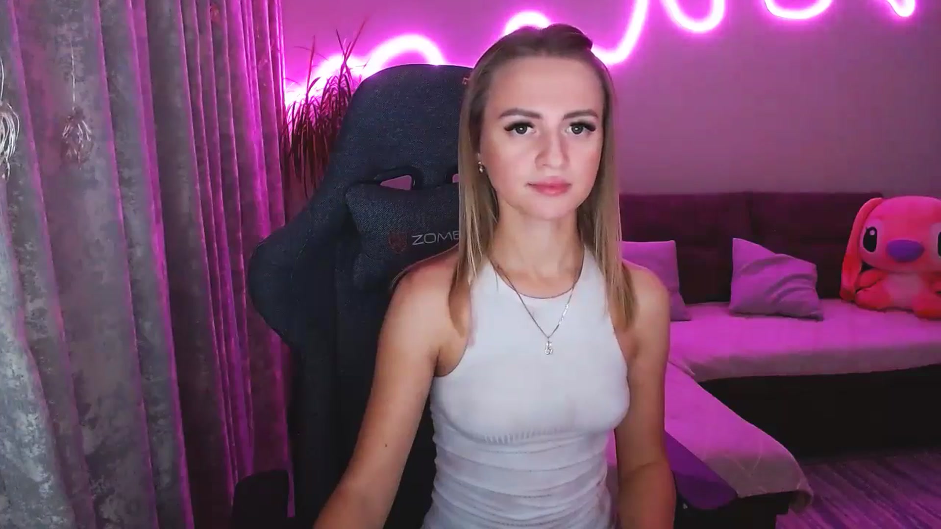 Gallery image thumbnail from BlackLovee's myfreecams stream on, 11/02/2025, 14:13 image 20 of 20
