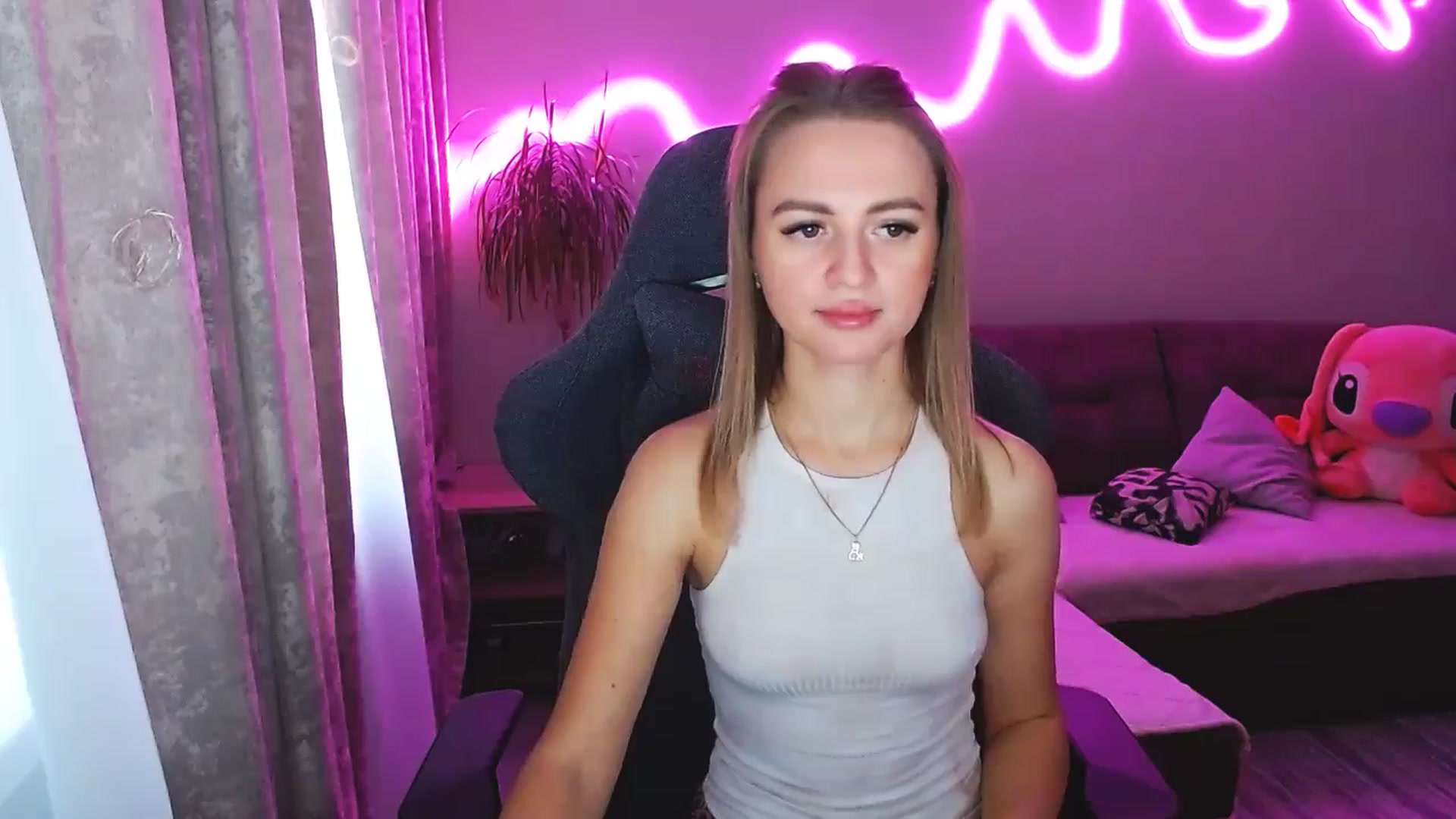 Gallery image thumbnail from BlackLovee's myfreecams stream on, 11/13/2025, 11:55 image 18 of 20