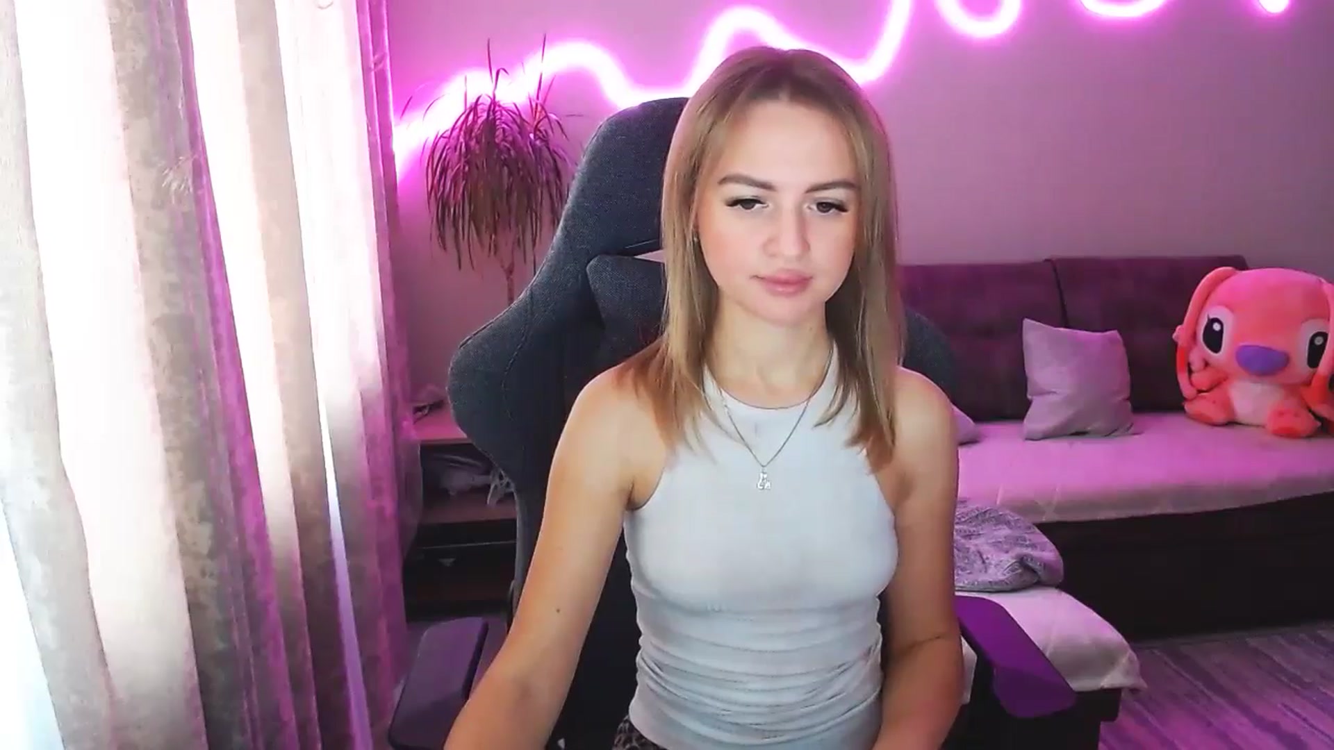 Gallery image thumbnail from BlackLovee's myfreecams stream on, 11/23/2025, 08:36 image 2 of 20