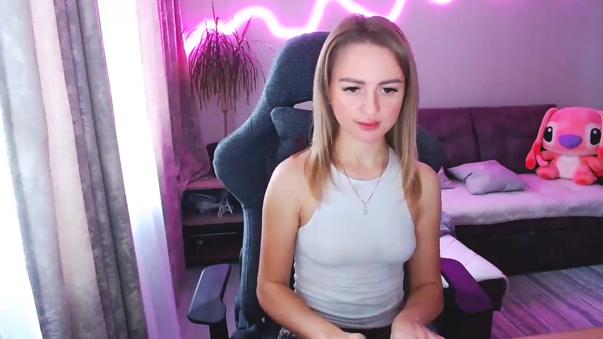 Gallery image thumbnail from BlackLovee's myfreecams stream on, 11/27/2025, 10:22 image 4 of 20