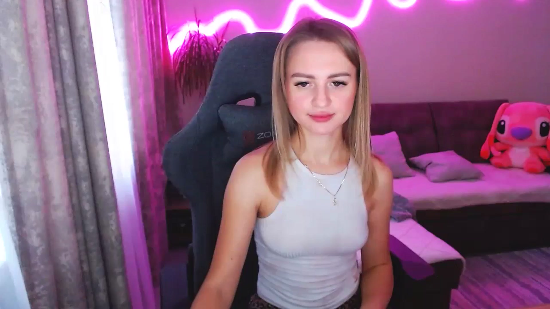 Gallery image thumbnail from BlackLovee's myfreecams stream on, 11/27/2025, 13:21 image 3 of 20
