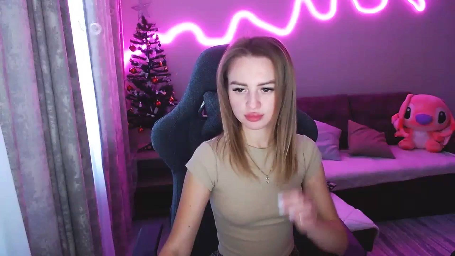 Gallery image thumbnail from BlackLovee's myfreecams stream on, 12/27/2025, 12:36 image 10 of 20