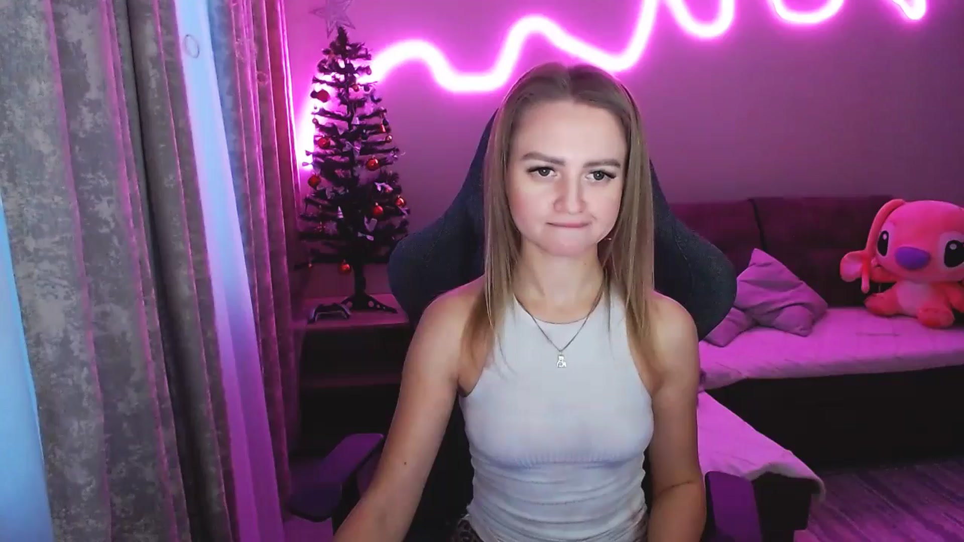Gallery image thumbnail from BlackLovee's myfreecams stream on, 01/11/2026, 13:21 image 18 of 20