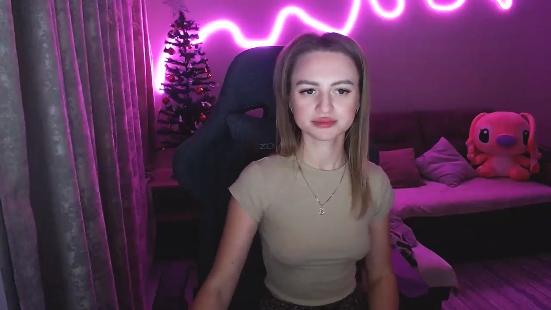 Gallery image thumbnail from BlackLovee's myfreecams stream on, 01/14/2026, 13:41 image 18 of 20