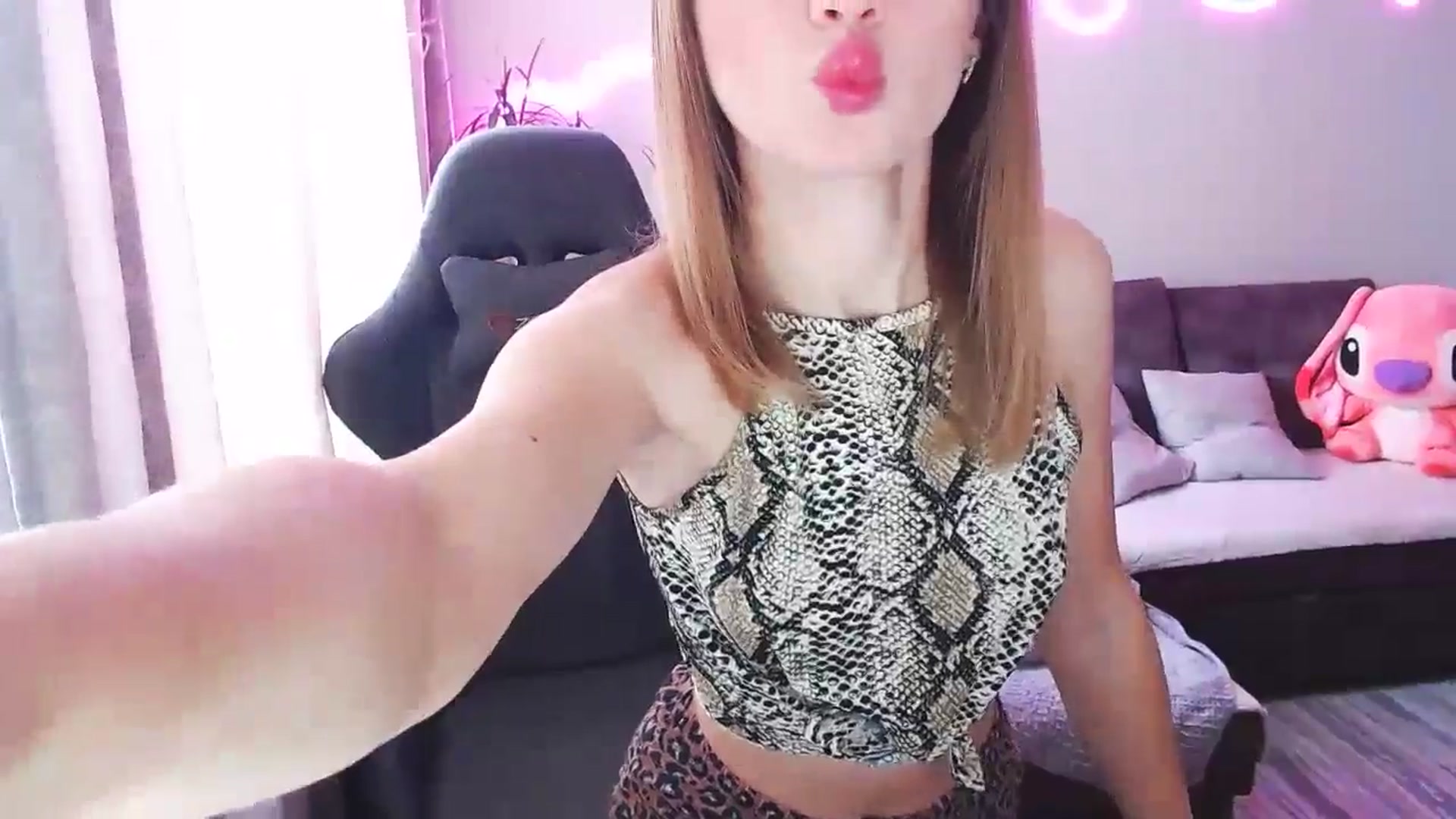 Gallery image thumbnail from BlackLovee's myfreecams stream on, 01/27/2026, 08:34 image 2 of 20