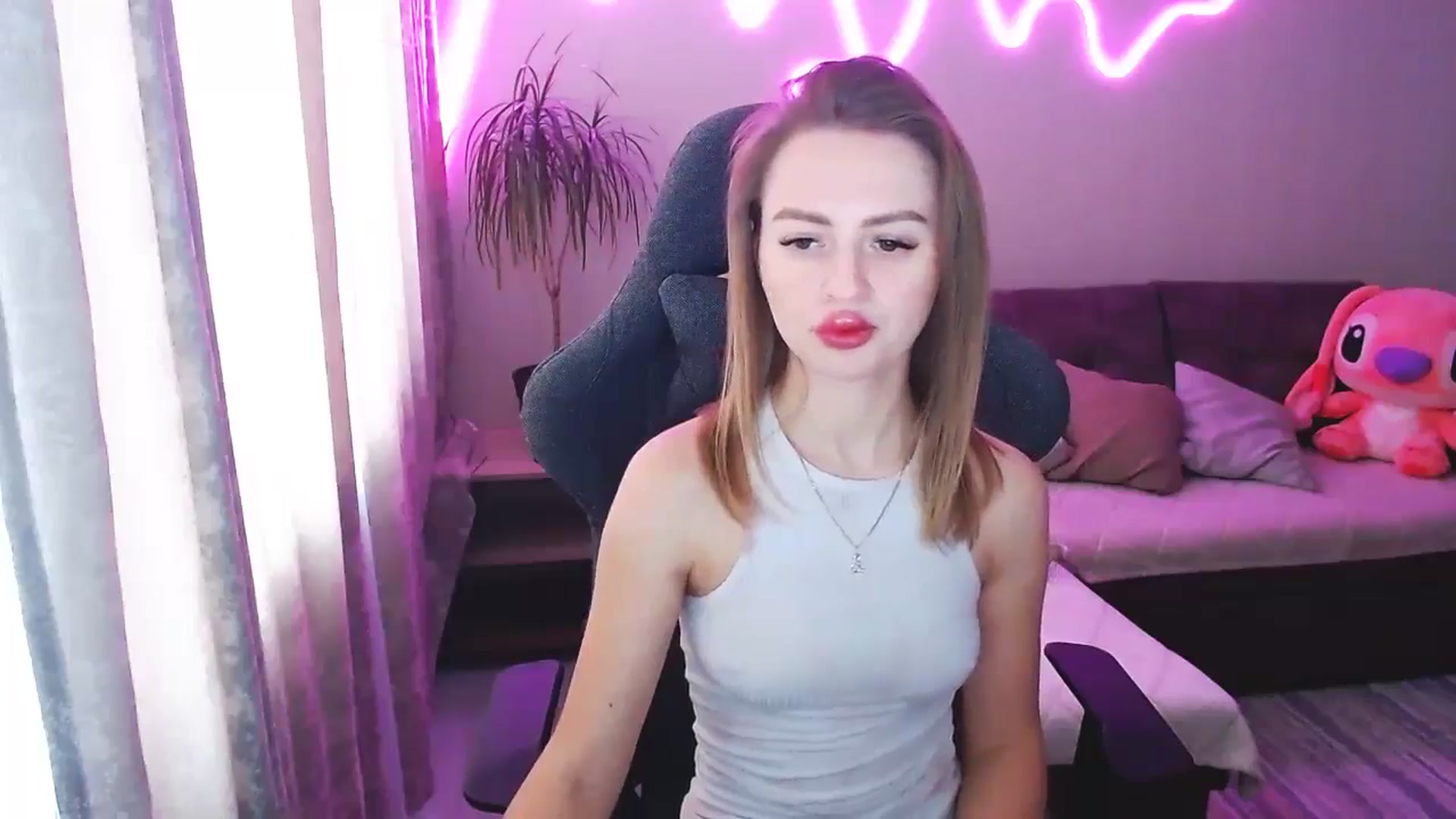 Gallery image thumbnail from BlackLovee's myfreecams stream on, 01/30/2026, 10:41 image 15 of 20