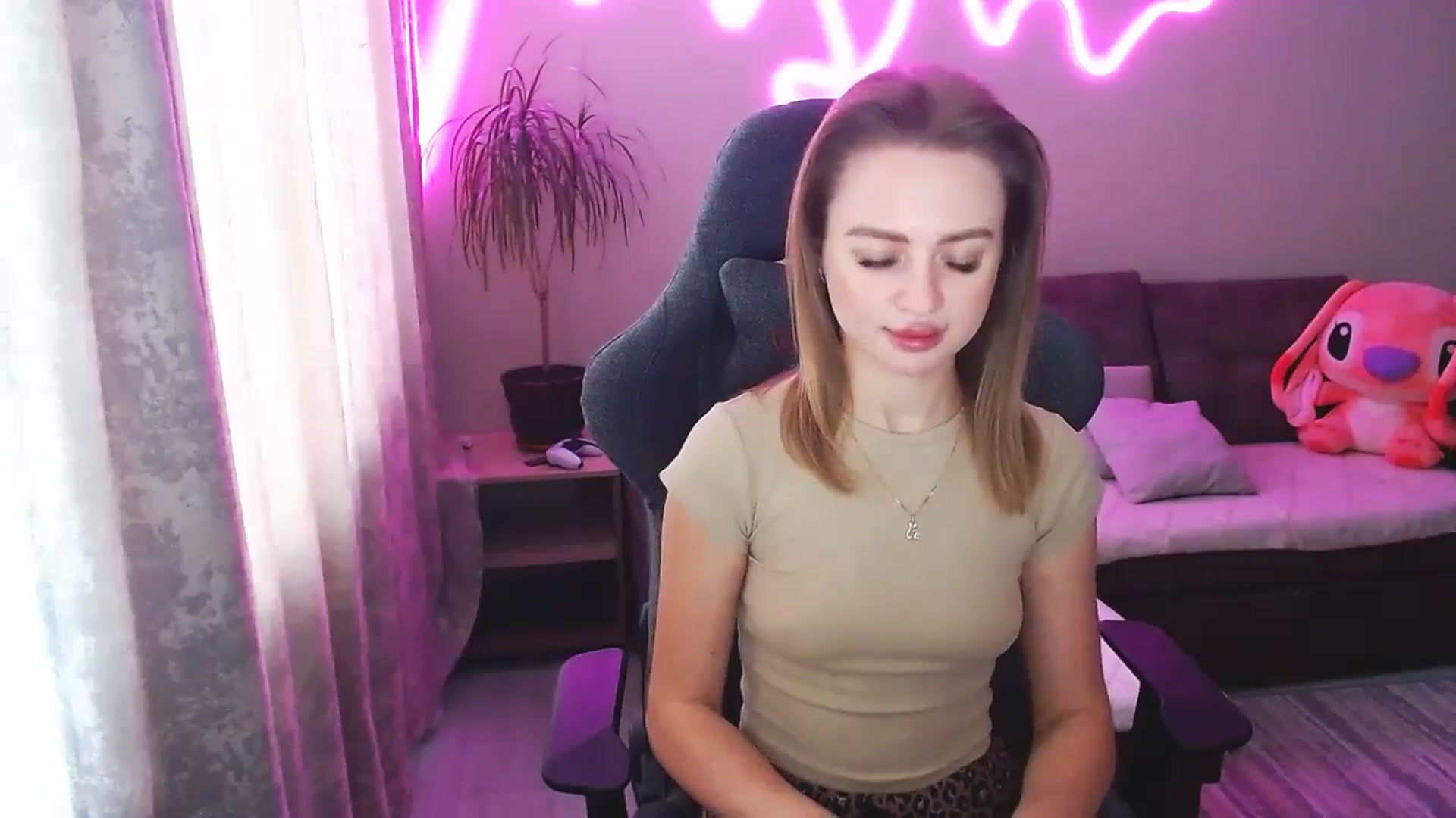 Gallery image thumbnail from BlackLovee's myfreecams stream on, 01/31/2026, 12:02 image 15 of 20
