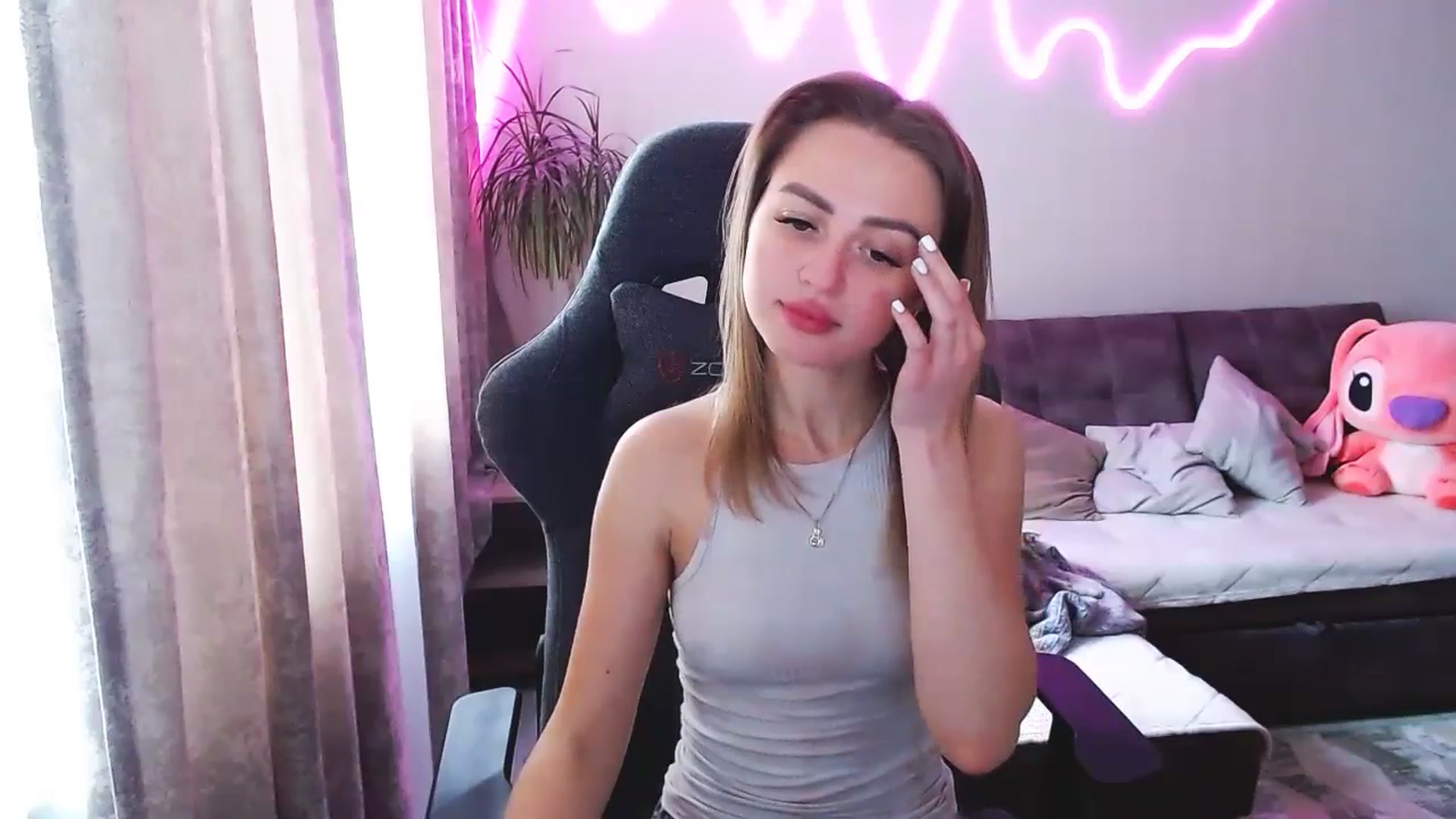 Gallery image thumbnail from BlackLovee's myfreecams stream on, 04/28/2026, 12:55 image 20 of 20