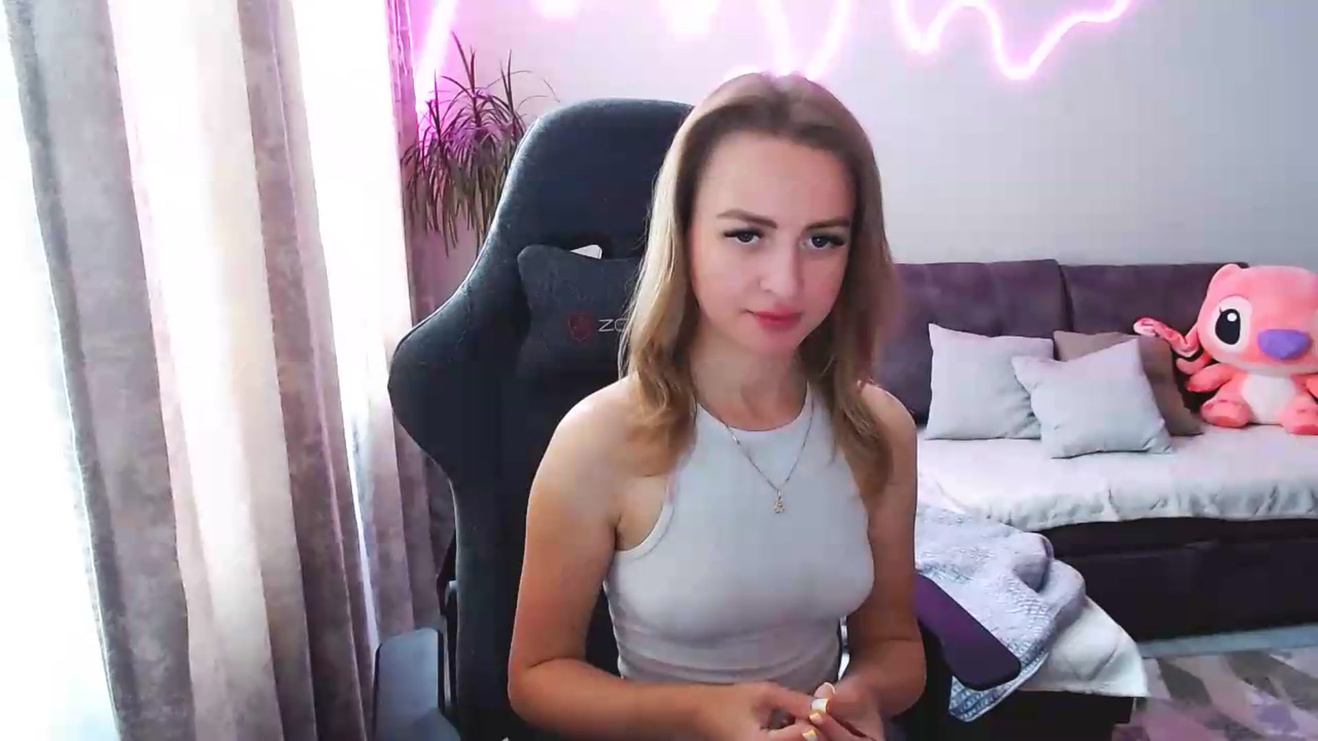 Gallery image thumbnail from BlackLovee's myfreecams stream on, 06/05/2026, 09:02 image 17 of 20