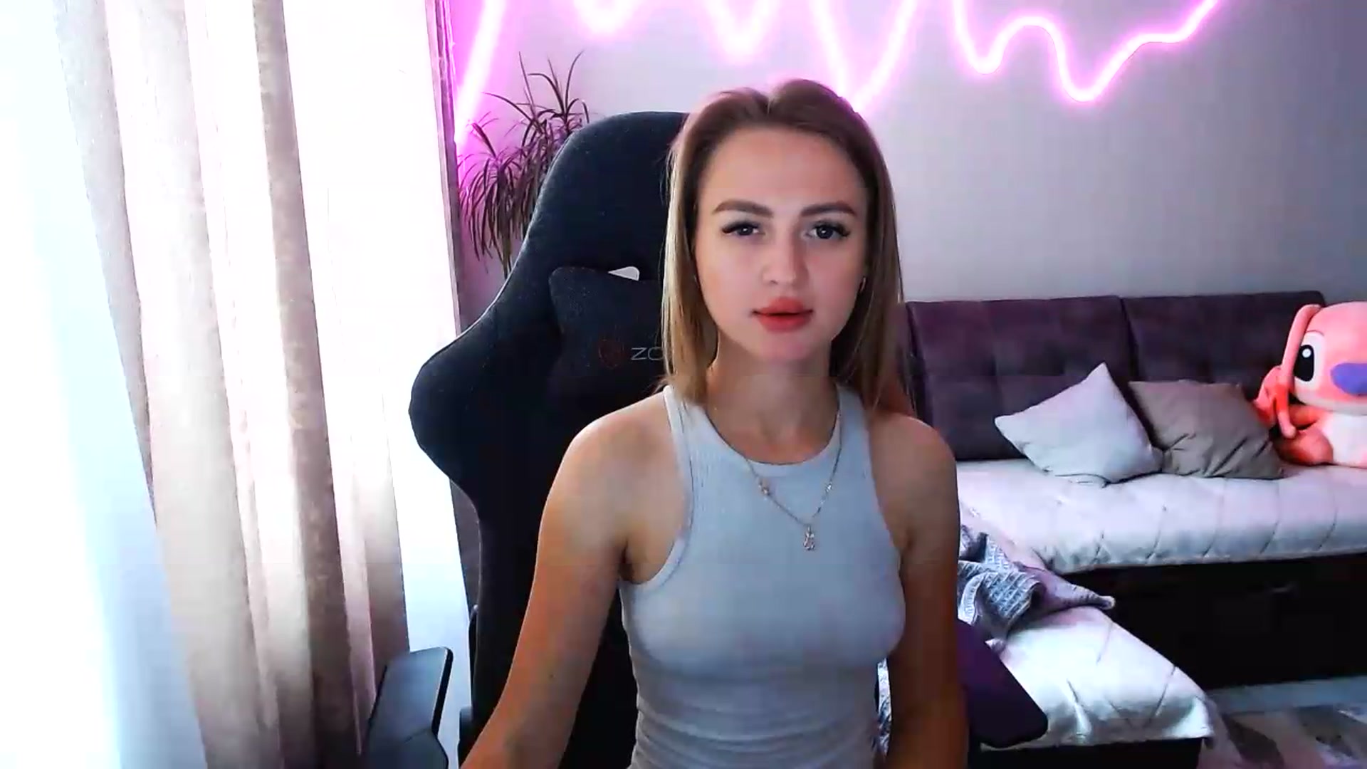 Gallery image thumbnail from BlackLovee's myfreecams stream on, 06/15/2026, 09:46 image 8 of 20