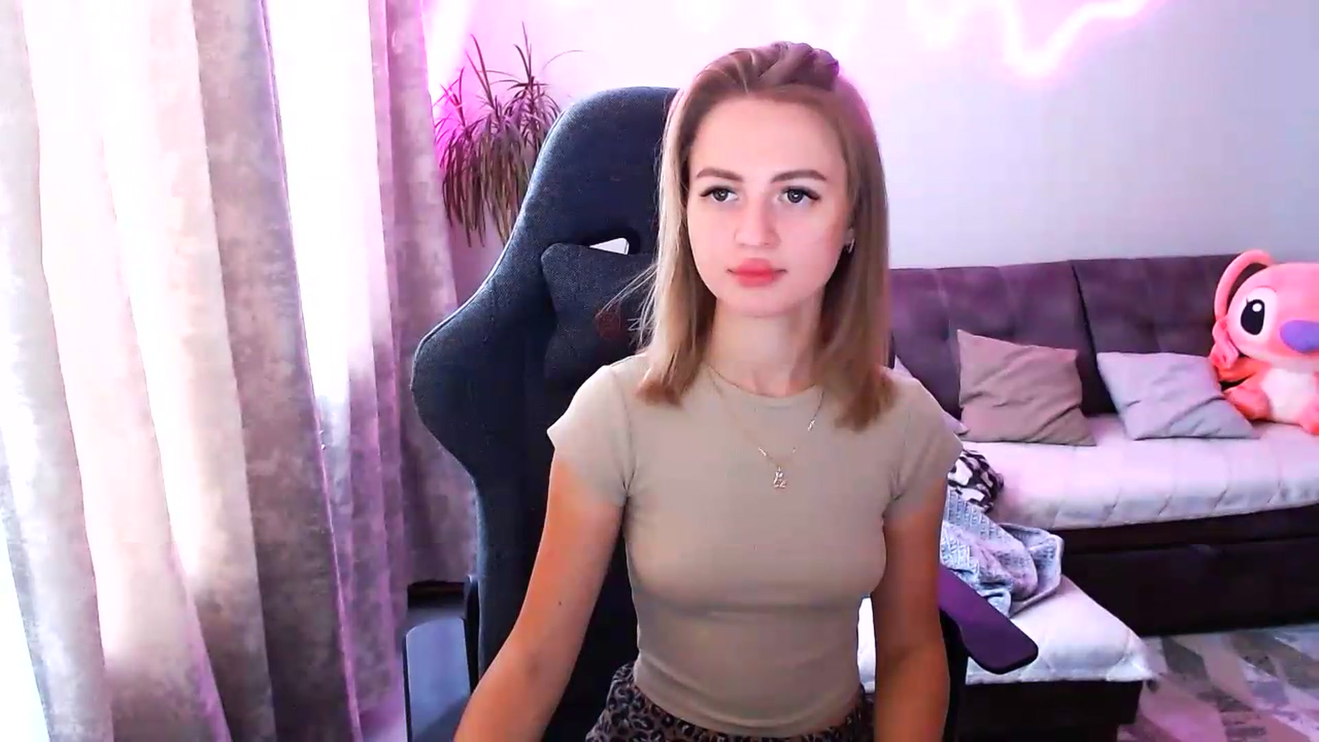 Gallery image thumbnail from BlackLovee's myfreecams stream on, 07/02/2026, 05:59 image 14 of 20