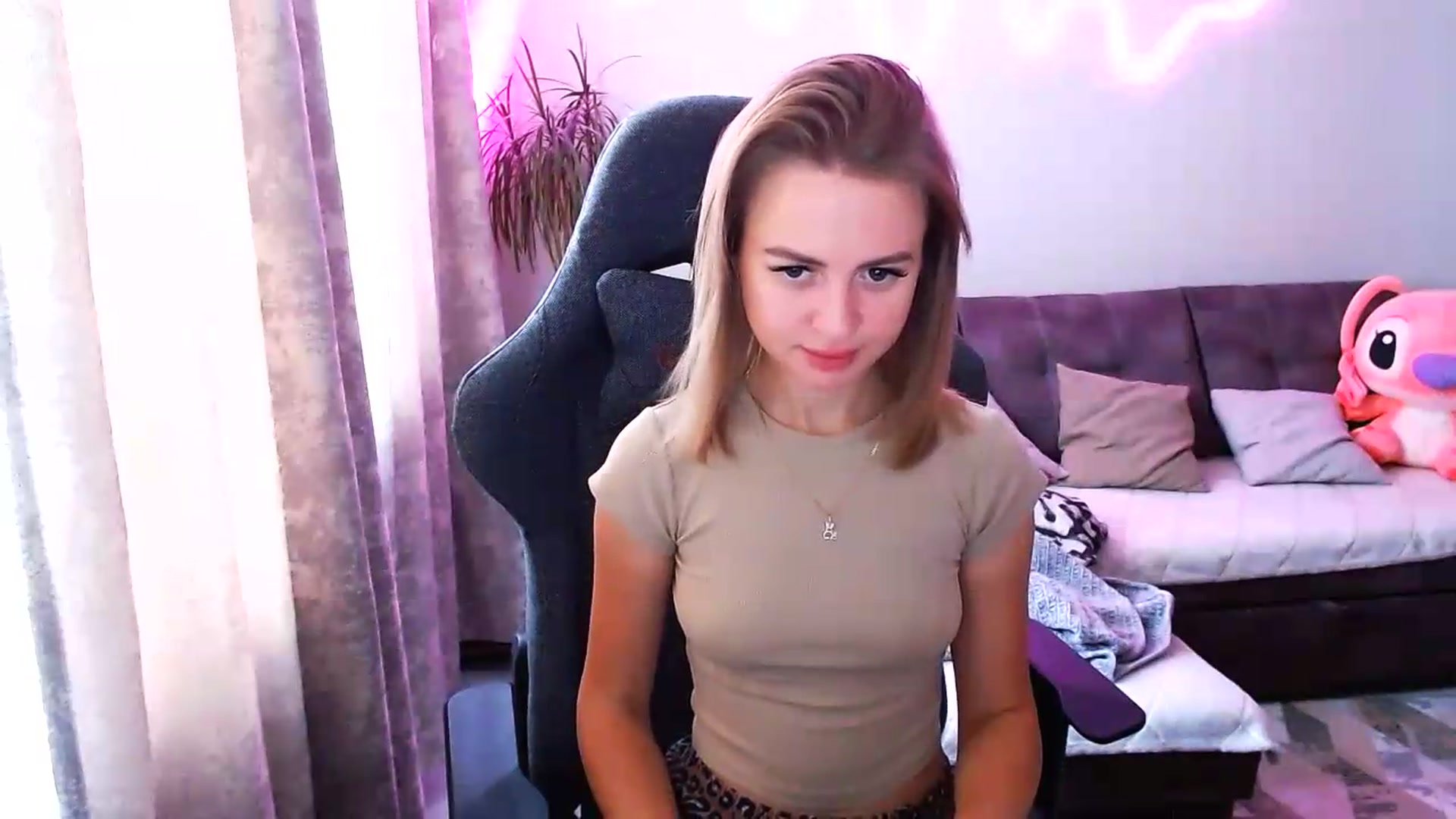 Gallery image thumbnail from BlackLovee's myfreecams stream on, 07/02/2026, 05:59 image 9 of 20
