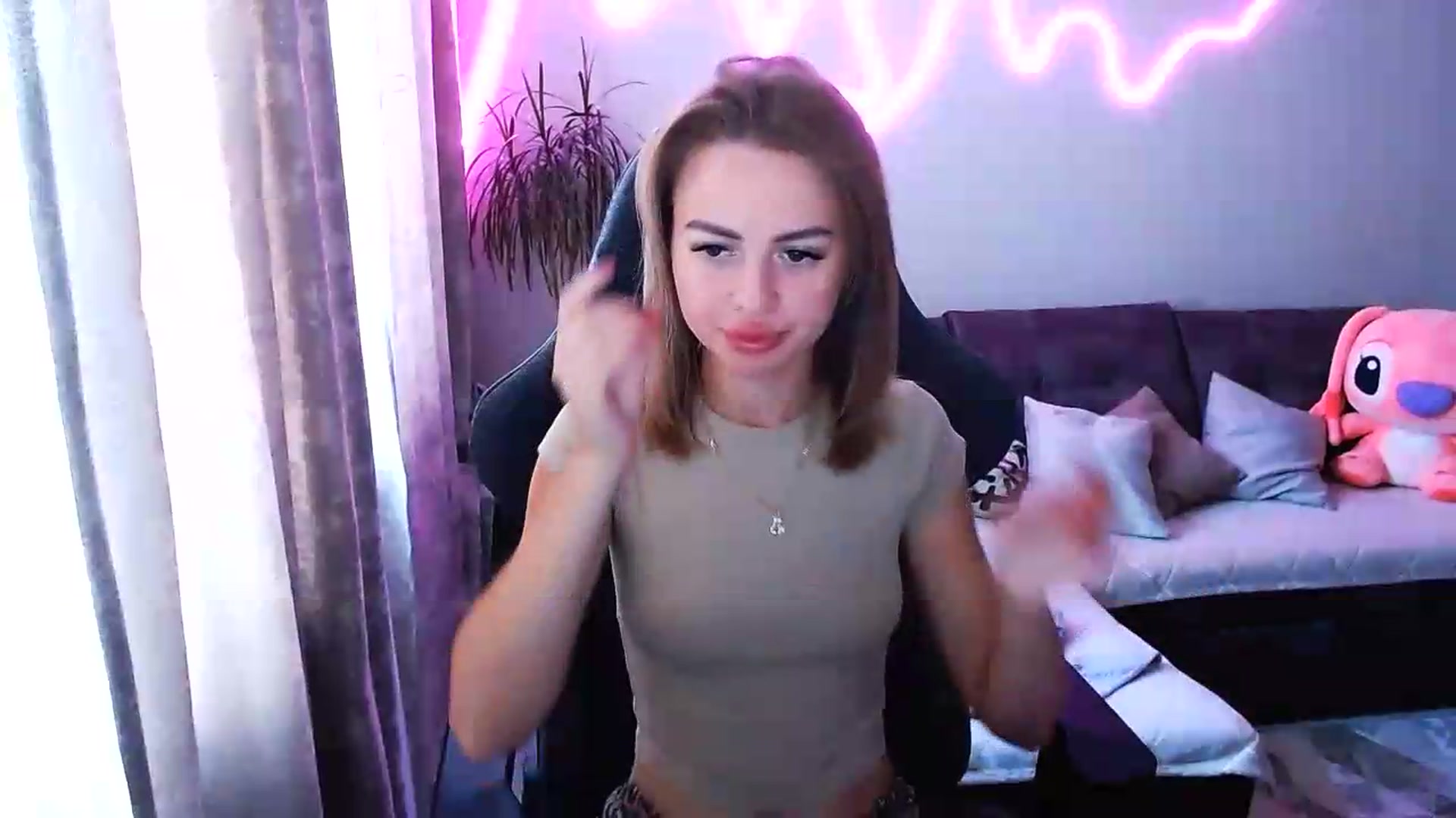 Gallery image thumbnail from BlackLovee's myfreecams stream on, 07/09/2026, 06:26 image 2 of 20