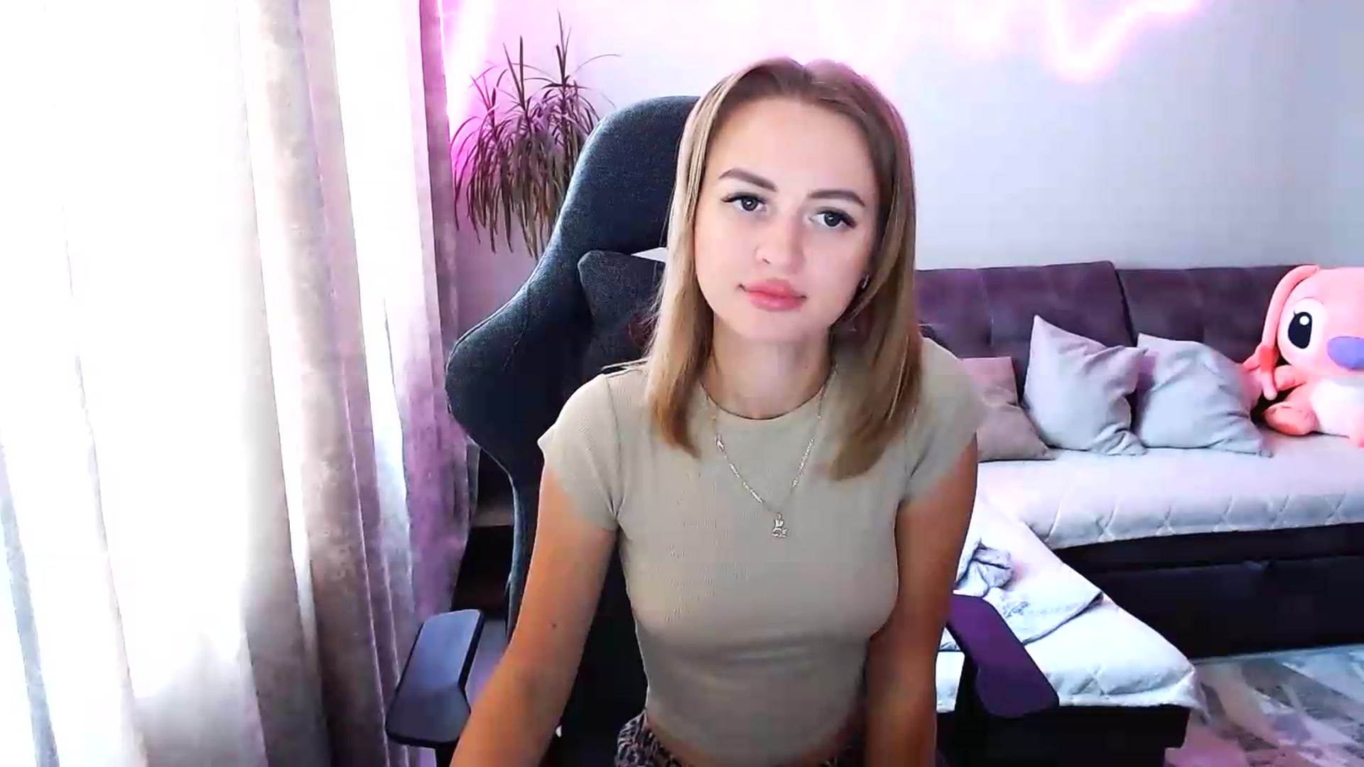 Gallery image thumbnail from BlackLovee's myfreecams stream on, 07/09/2026, 07:23 image 11 of 20