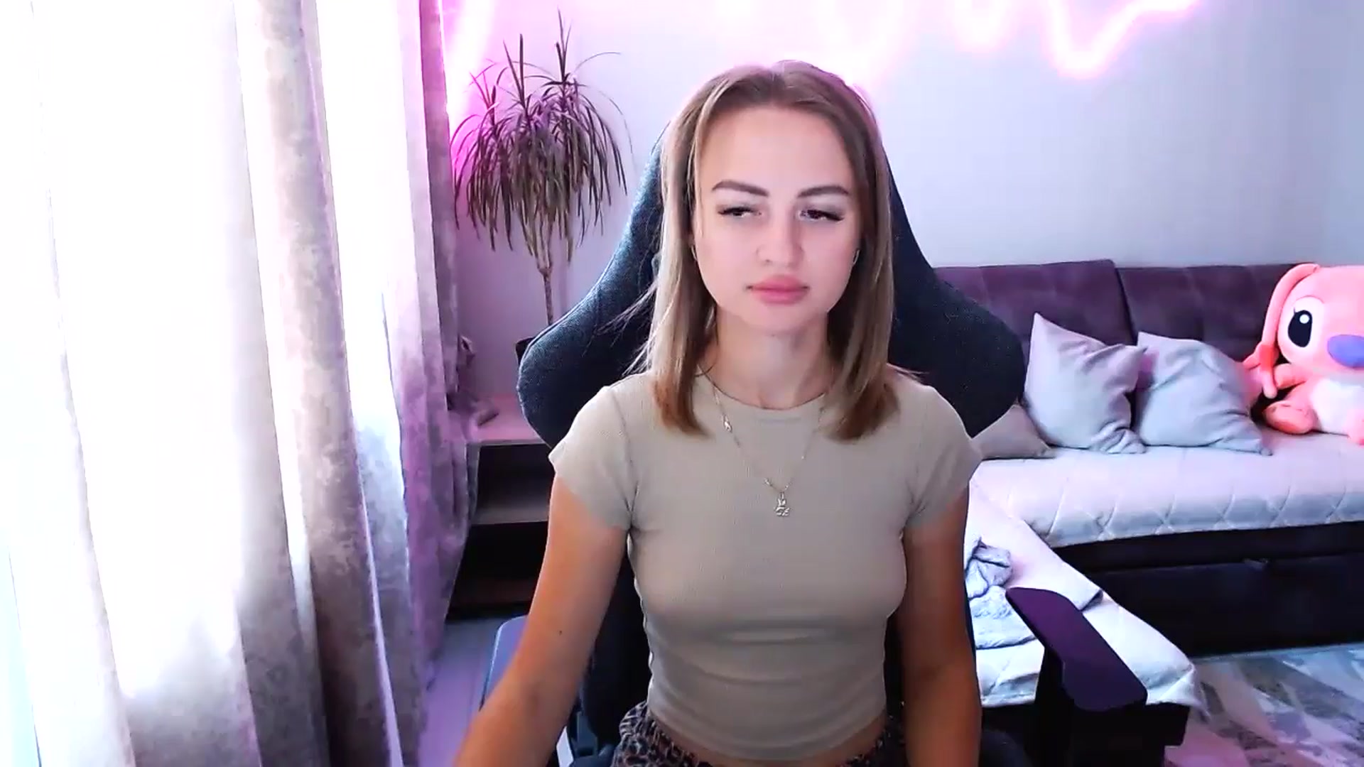 Gallery image thumbnail from BlackLovee's myfreecams stream on, 07/09/2026, 07:56 image 2 of 20